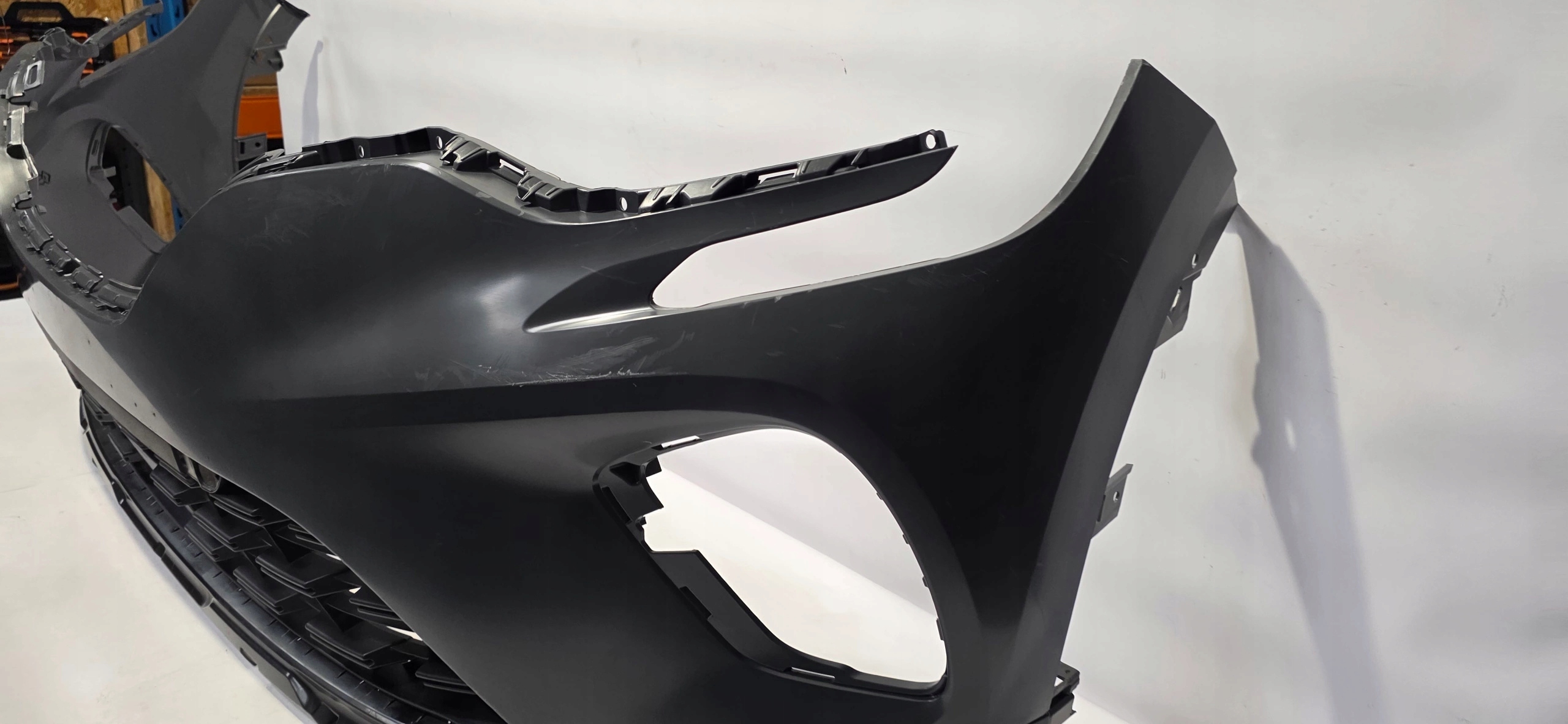 front bumper RENAULT CAPTUR II 19-23 original 620222192R