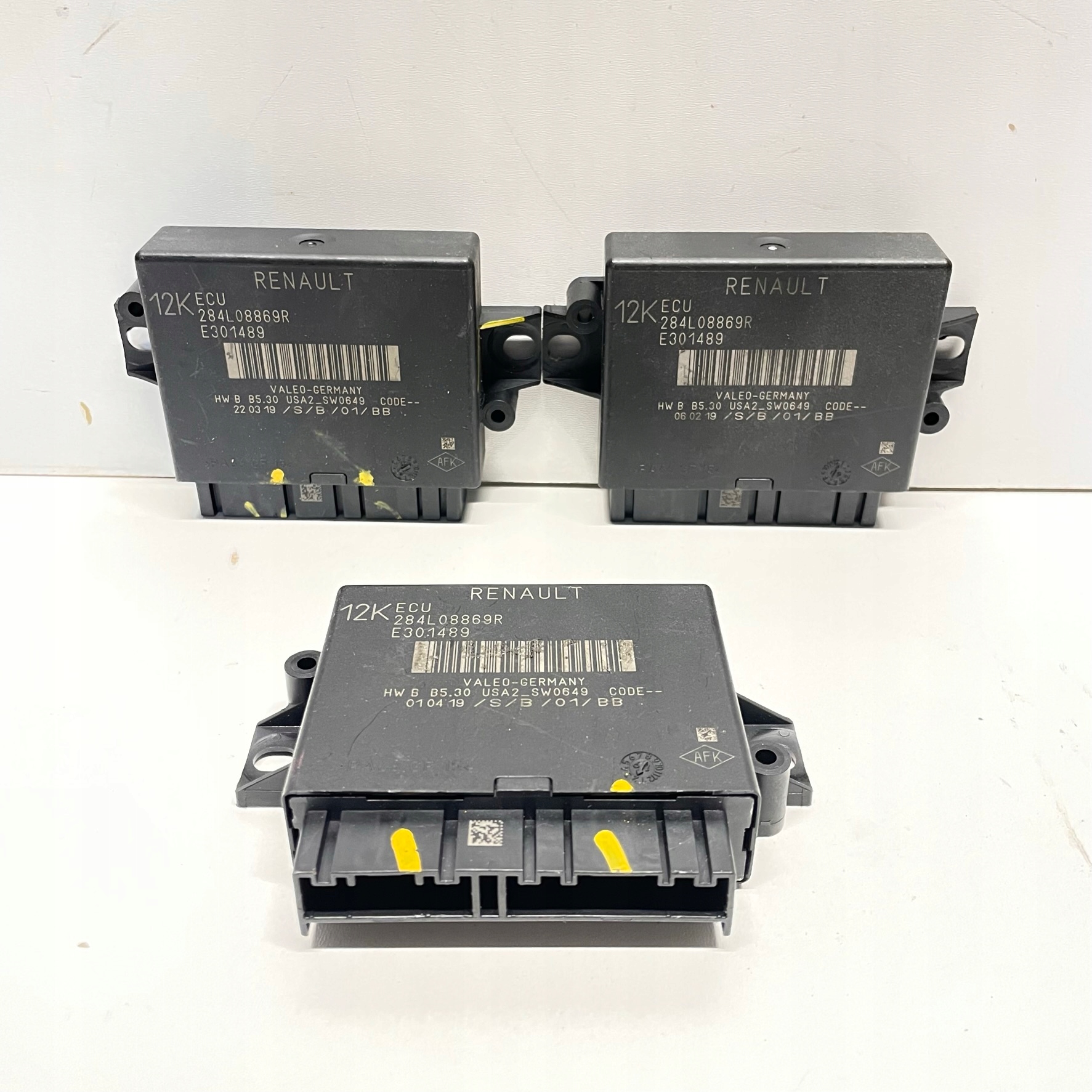 RENAULT CLIO V CAPTUR II MODULO ECU 284L08869R