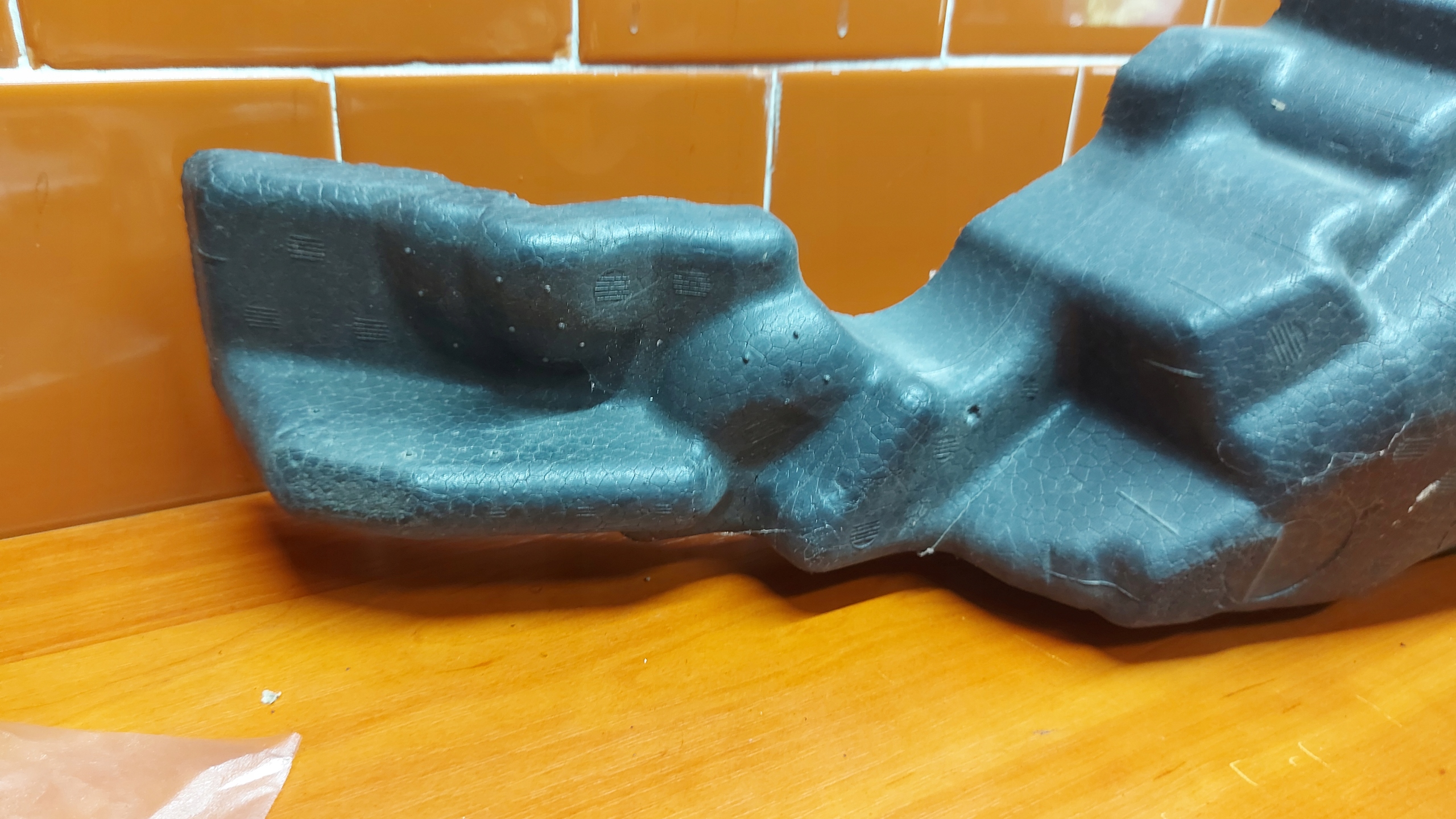 ABSORBER polystirene of a bumper front front TOYOTA RAV4 V 18