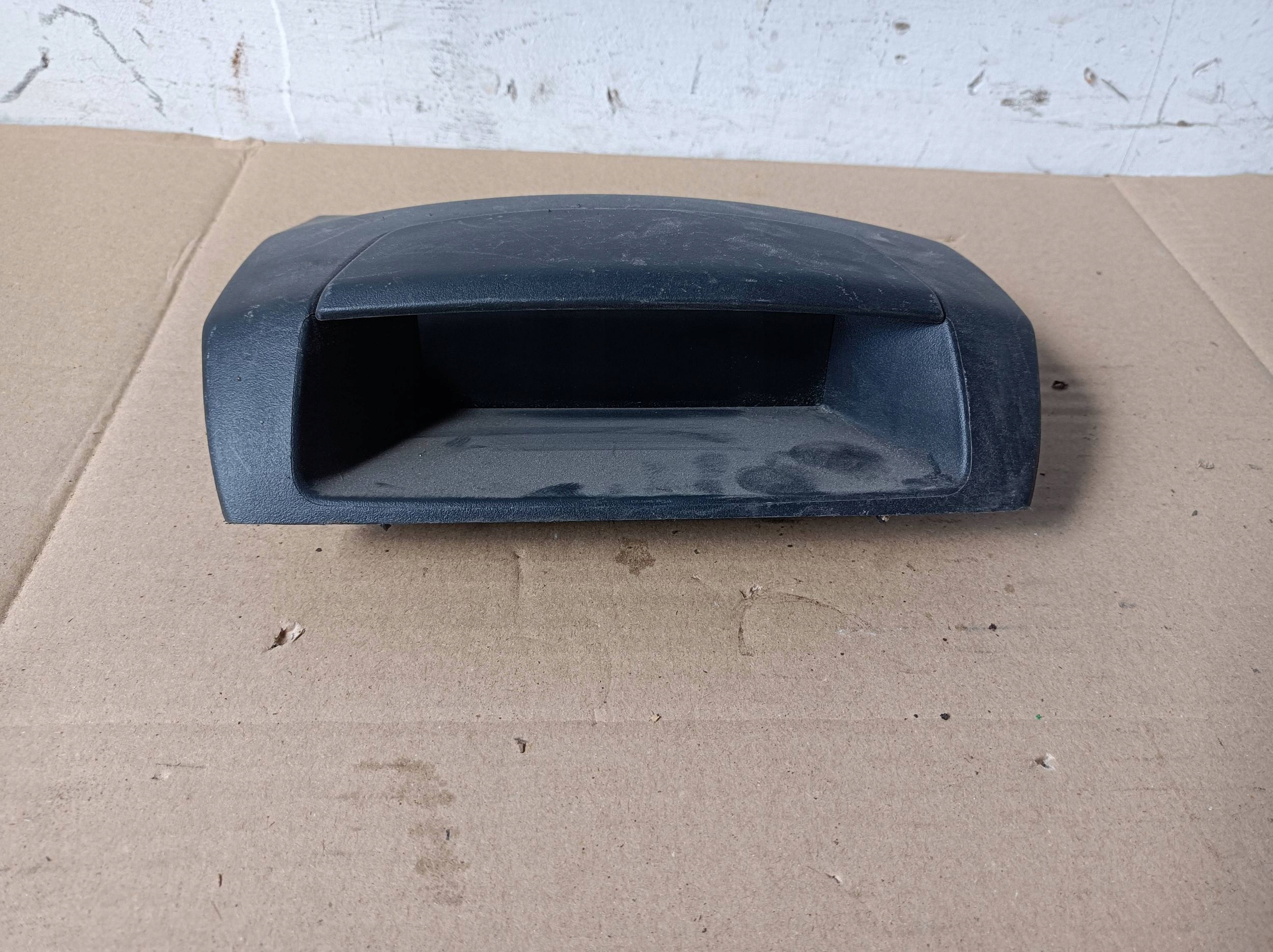 Display z daszkiem PSA Peugeot Partner 9680939077