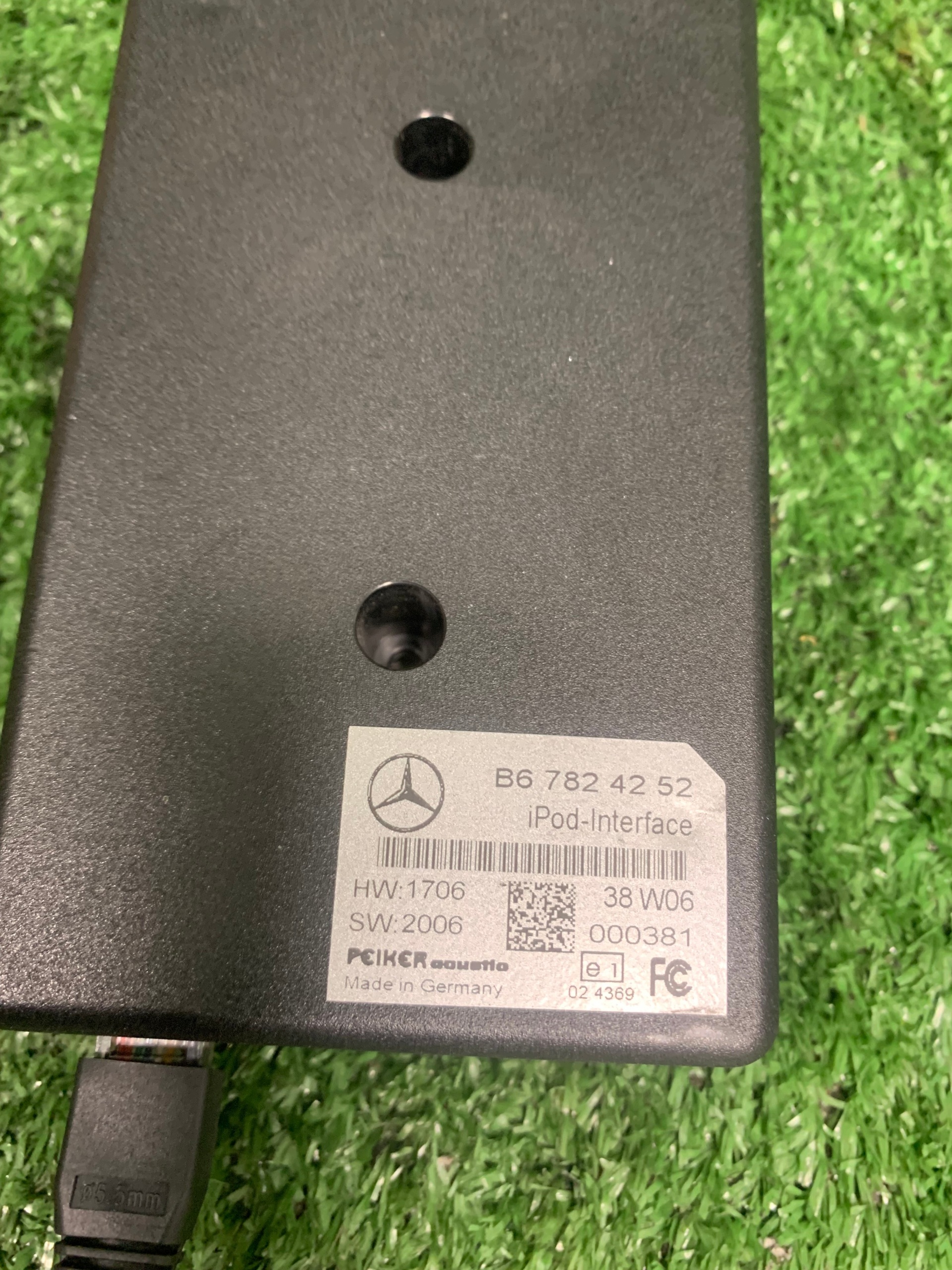 MERCEDES 2.2CDI 3.0CDI E W211 module IPOD B67824252