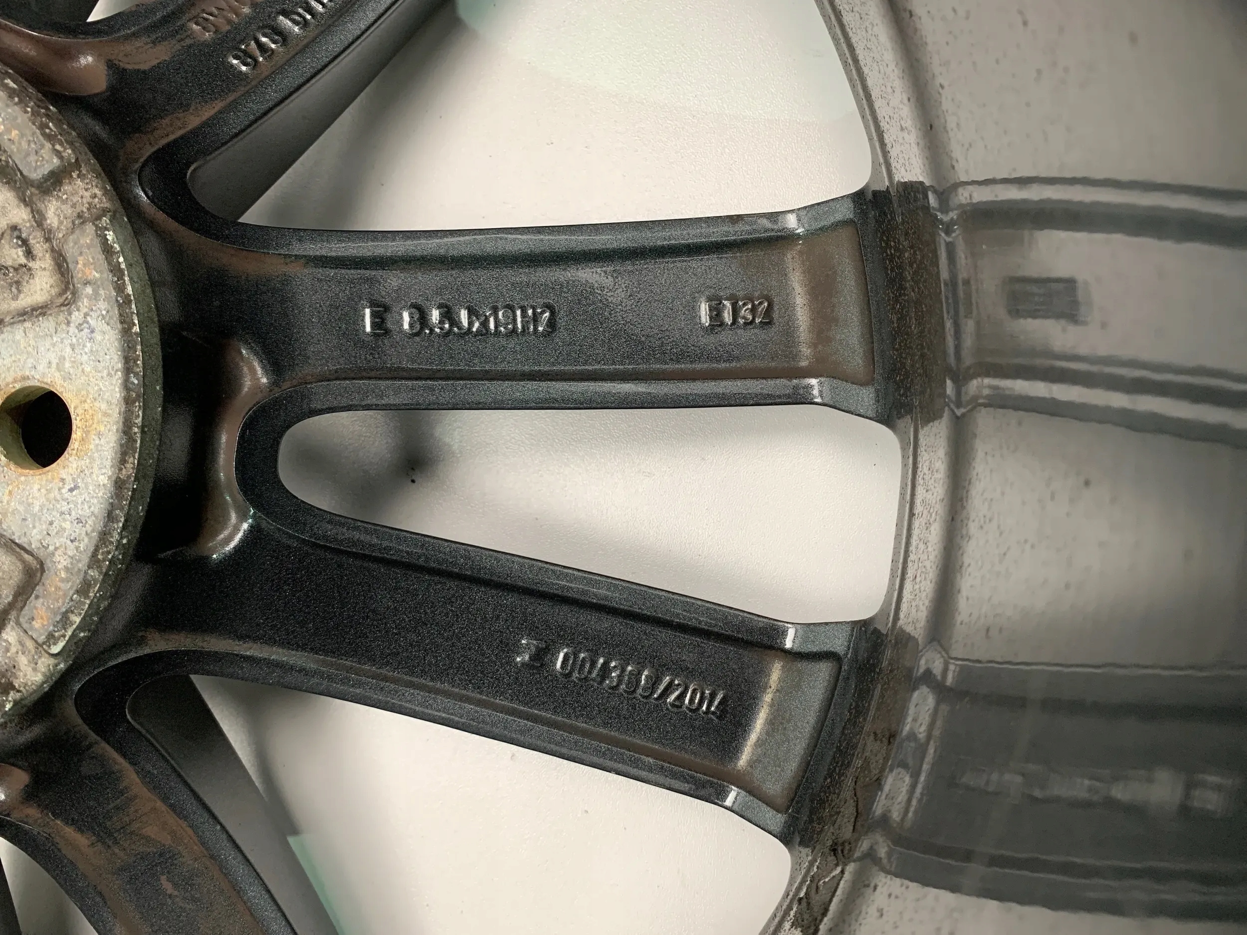 AUDI S5 A5 8W S4 A4 B9 FELGA ALUMINIOWA 8,5J R19 ET32 8W0601025DF Typ samochodu Samochody osobowe