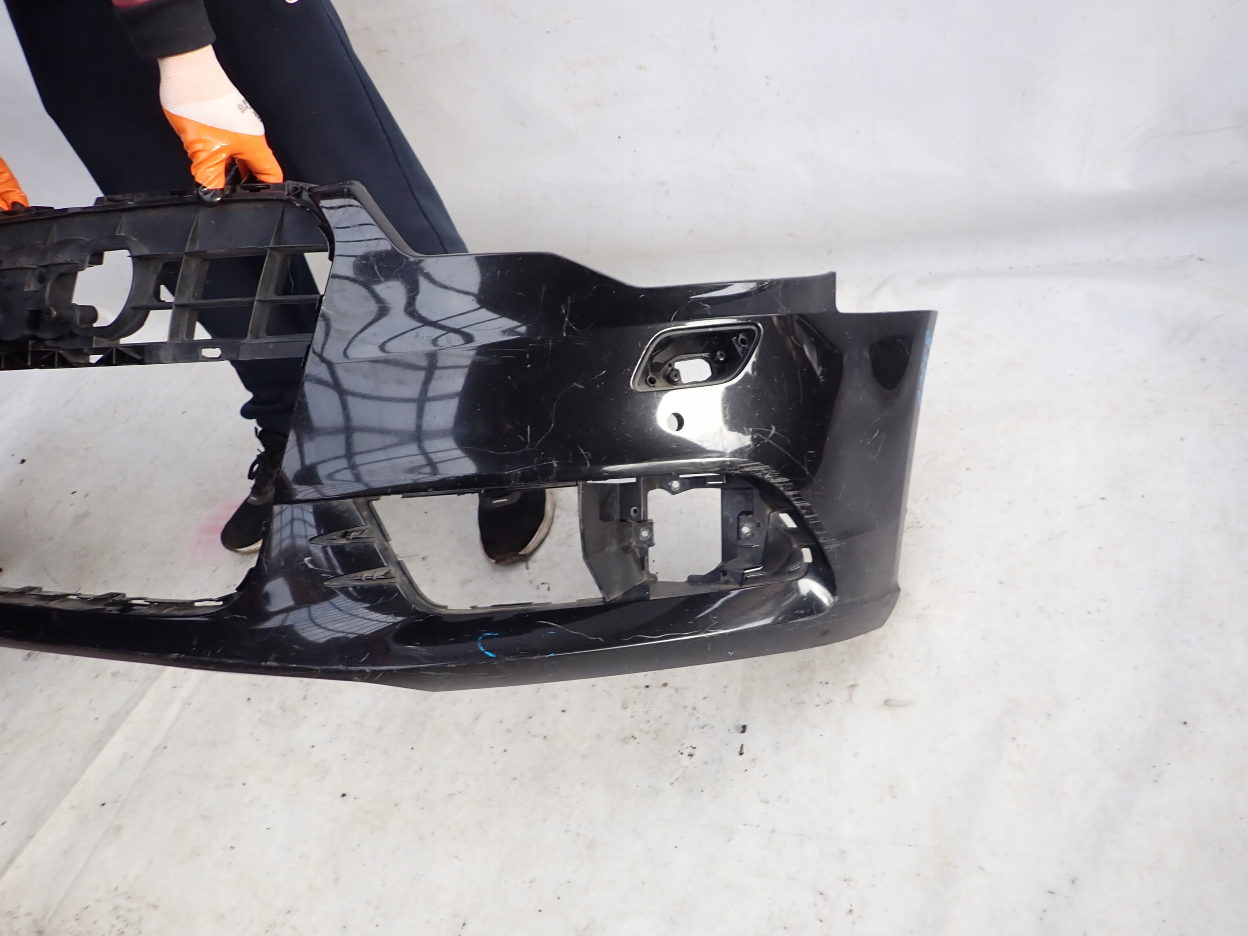 AUDI A6 C7 4G0 11-14 bumper front front PDC SPR
