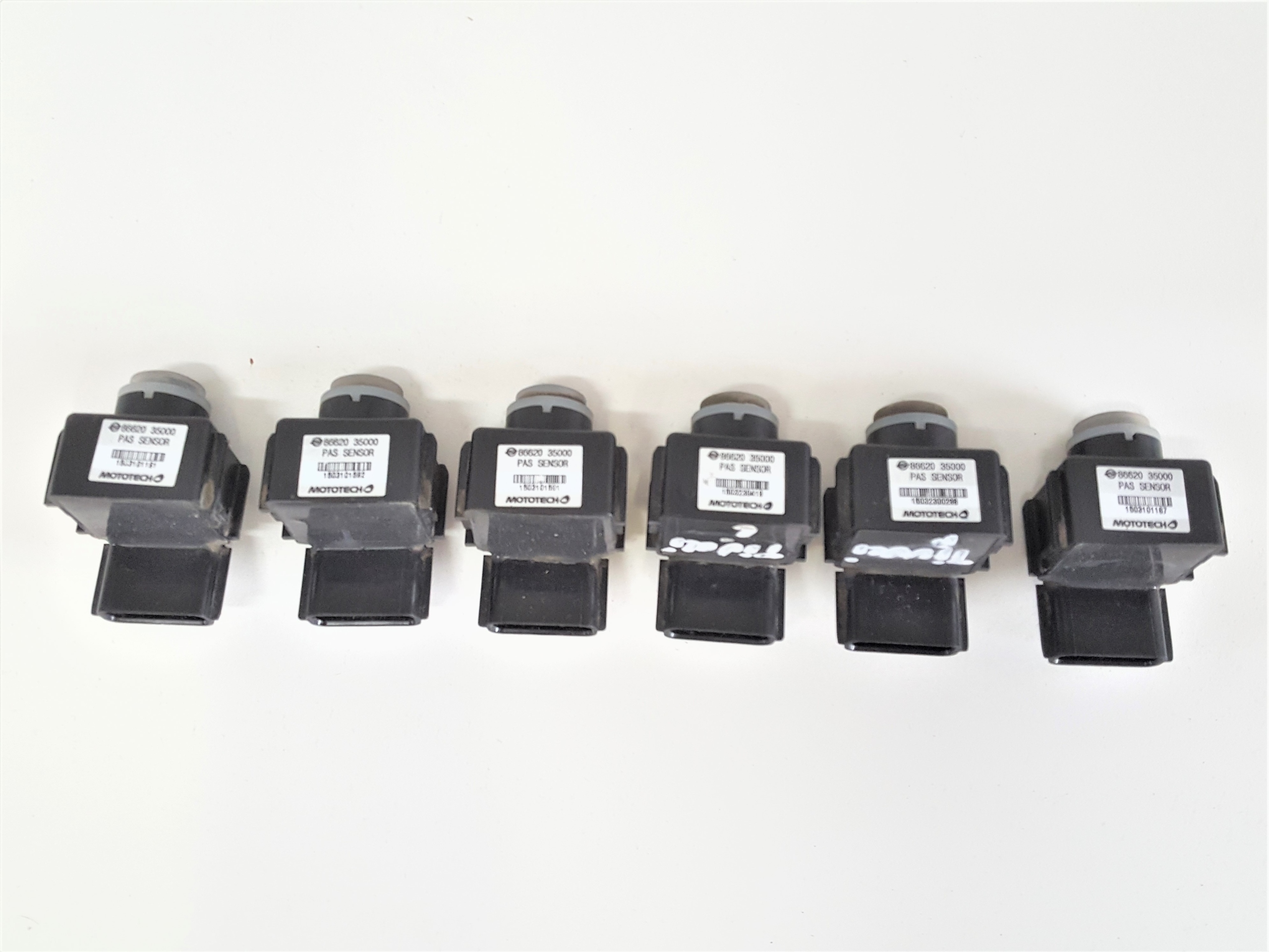 86620-35000 - ssangyong Tivoli XLV датчик парковки заднего хода