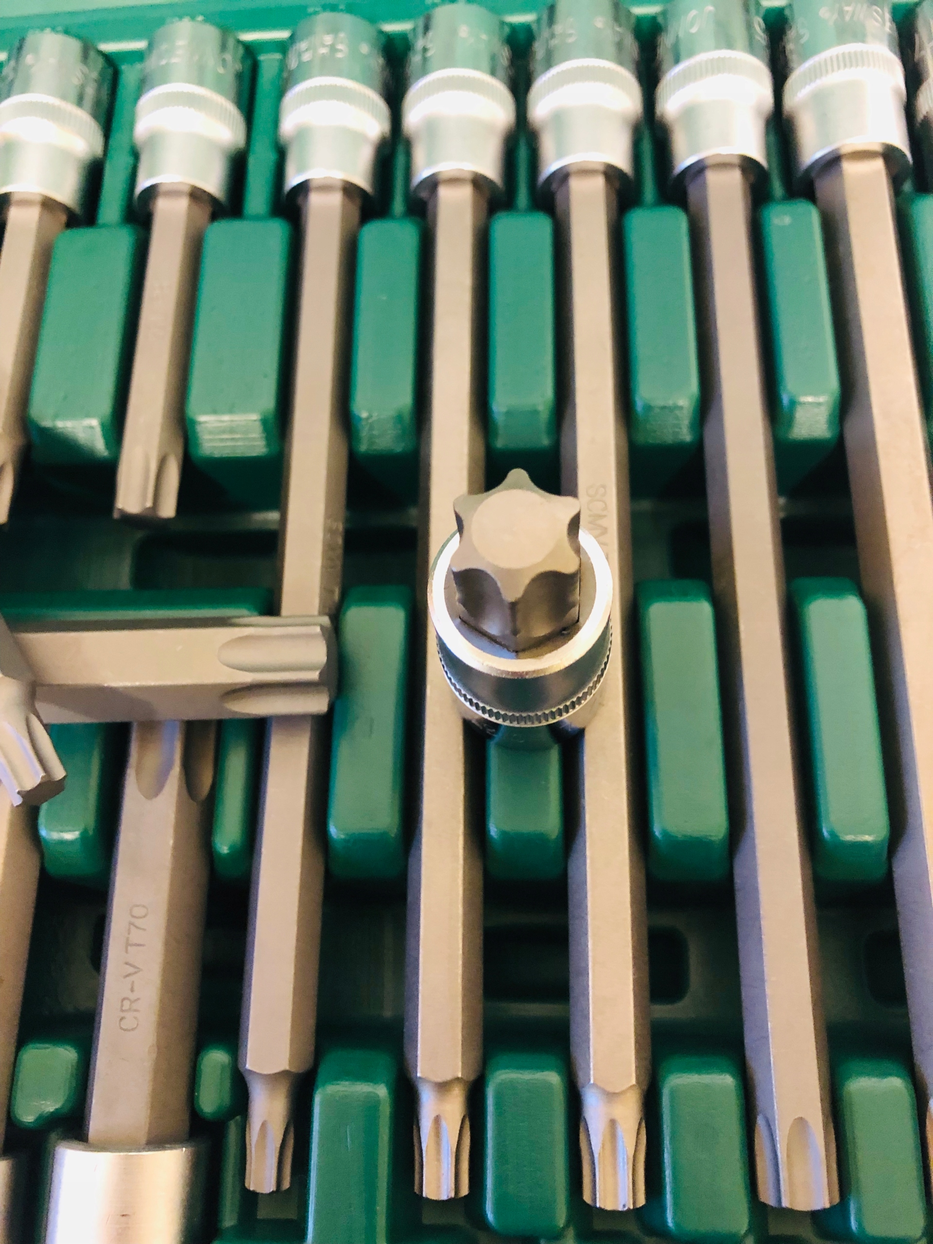 Jonnesway Zestaw kluczy nasadki TORX 1 2 T20 T70 Number of Elements sets