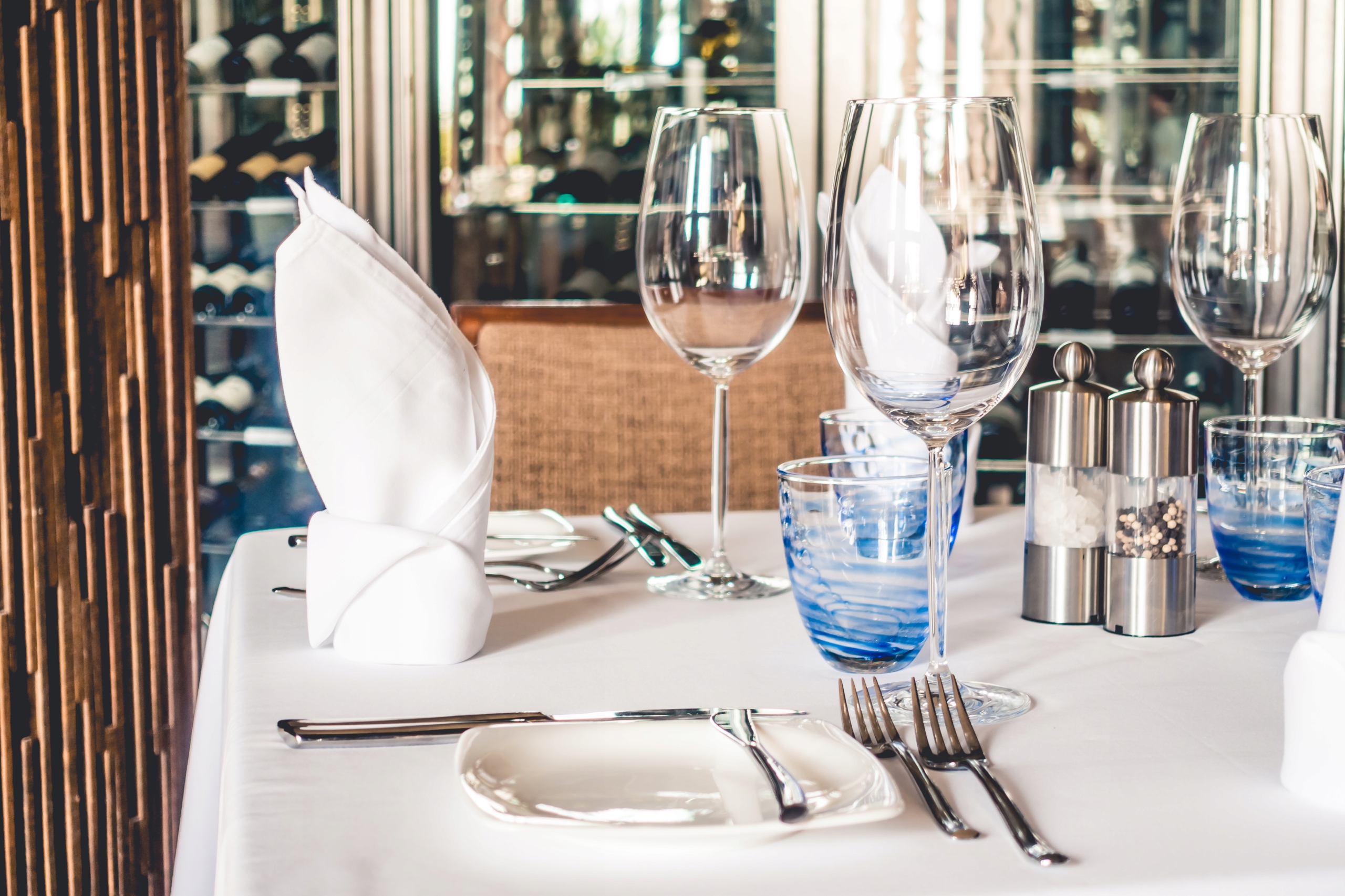 Obrus plamoodporny biały 140x340cm gruby gładki zakładka 4cm Elegant Polski Długość 340 cm