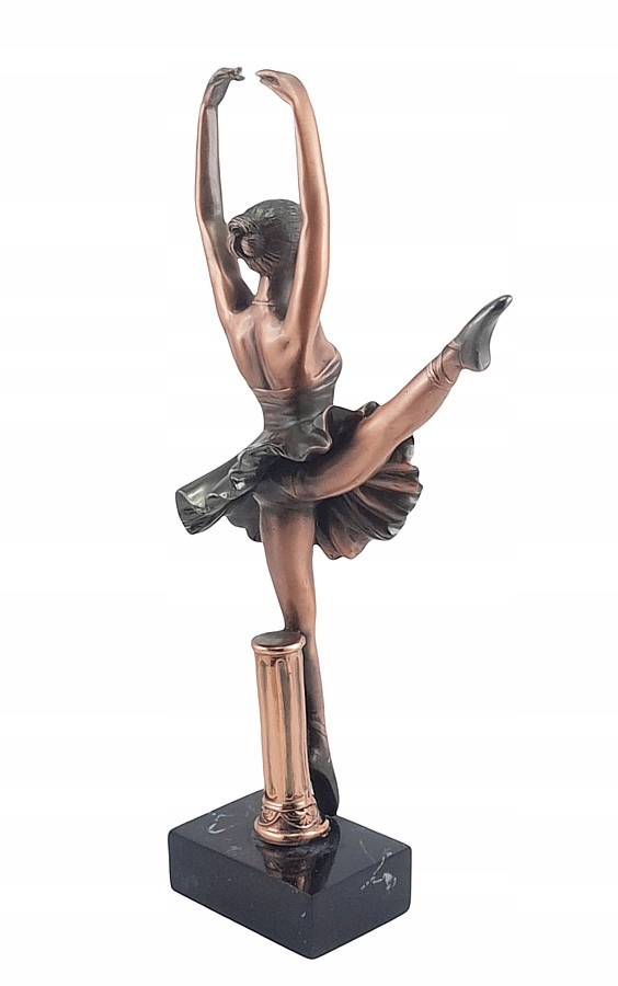 ŚLICZNA FIGURKA TANCERKI /BALETNICA /BALET/ TANIEC Producent inna