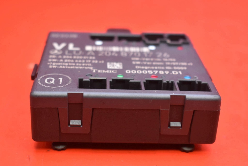 control unit module door left front A2048701726 MERCEDES C-KLASA W204 07-12