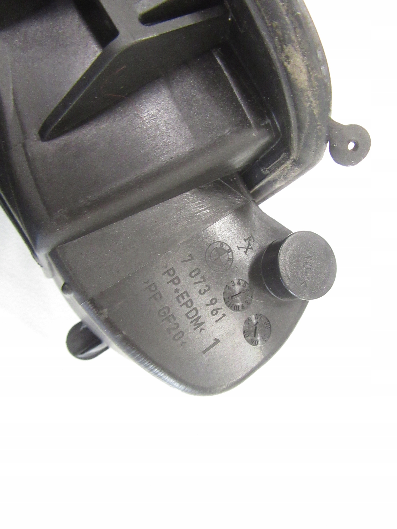 Tankklappe des Kraftstoffsbehälters BMW e90 e91 A22 sparkling graphite