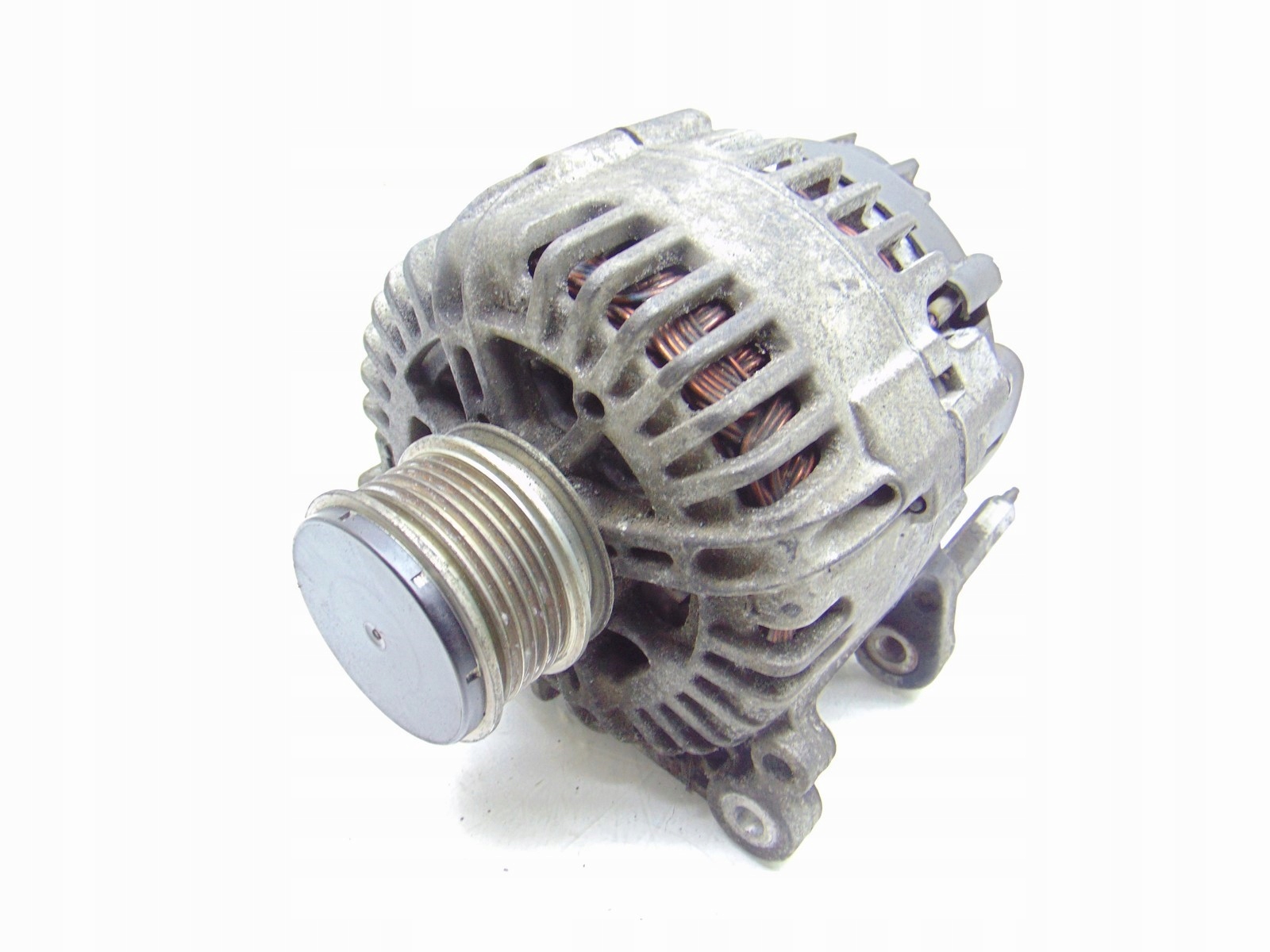 ГЕНЕРАТОР 14V40a ШКОДА SUPERB II AUDI A3p GOLF VI6f903023c