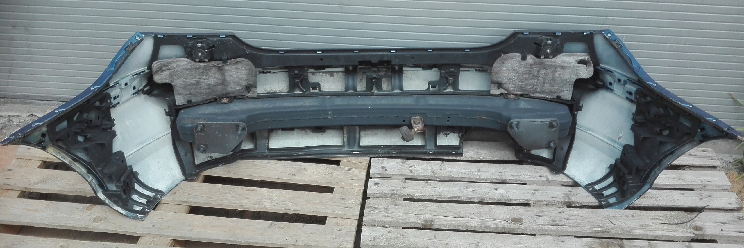 MERCEDES C W203 COUPE bumper rear part rear blue