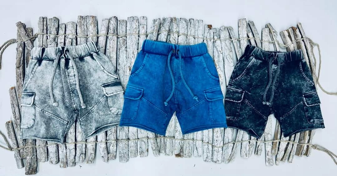 Szorty Spodenki Dekatyzowane Cargo Czarne Despacito 116 Rozmiar (new) 116 (111 - 116 cm)