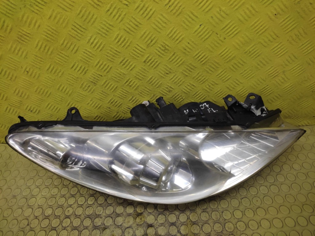 PEUGEOT 307 LIFT REFLEKTOR light right front