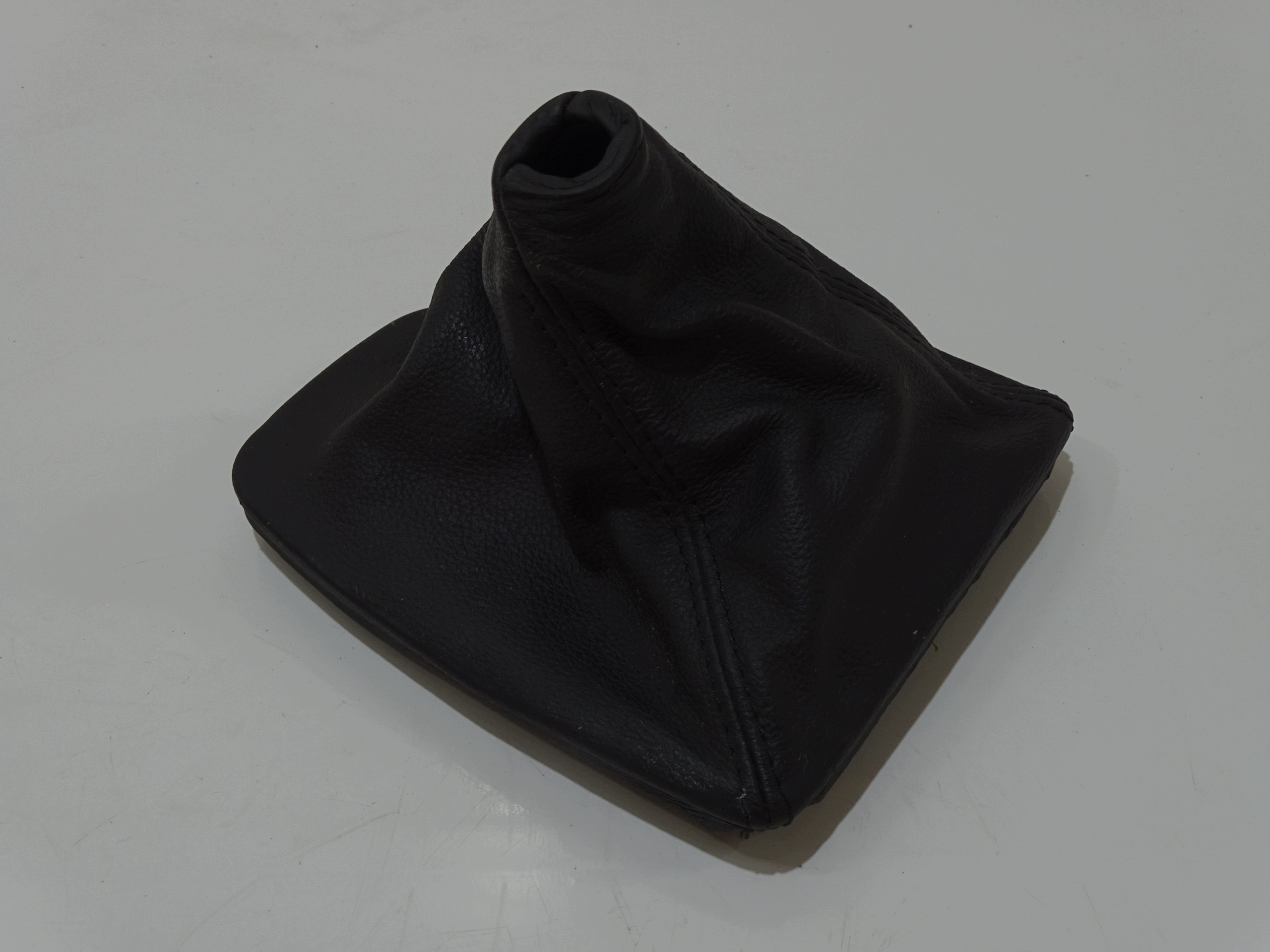 Blende Abdeckung DZWIGNI Schalt getriebe BMW E61 LIFT EU 7565871