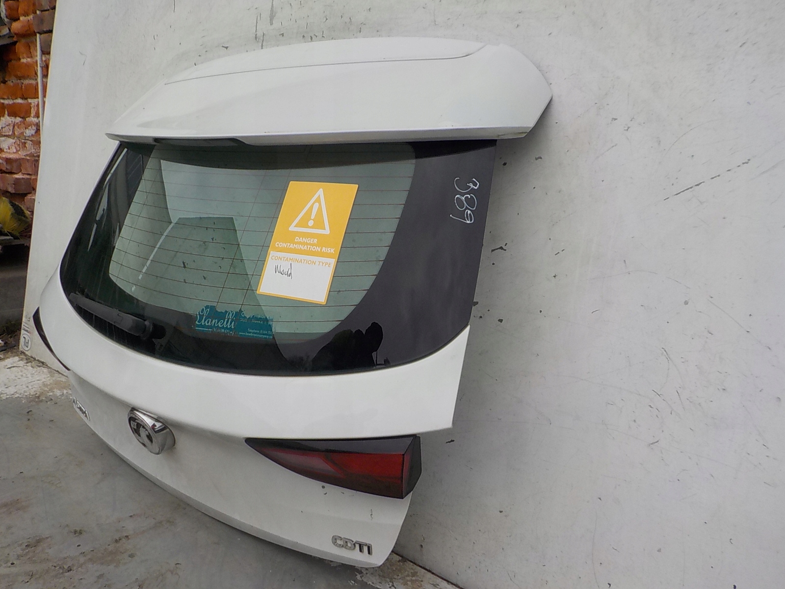389 OPEL ASTRA V K HB boot door rear