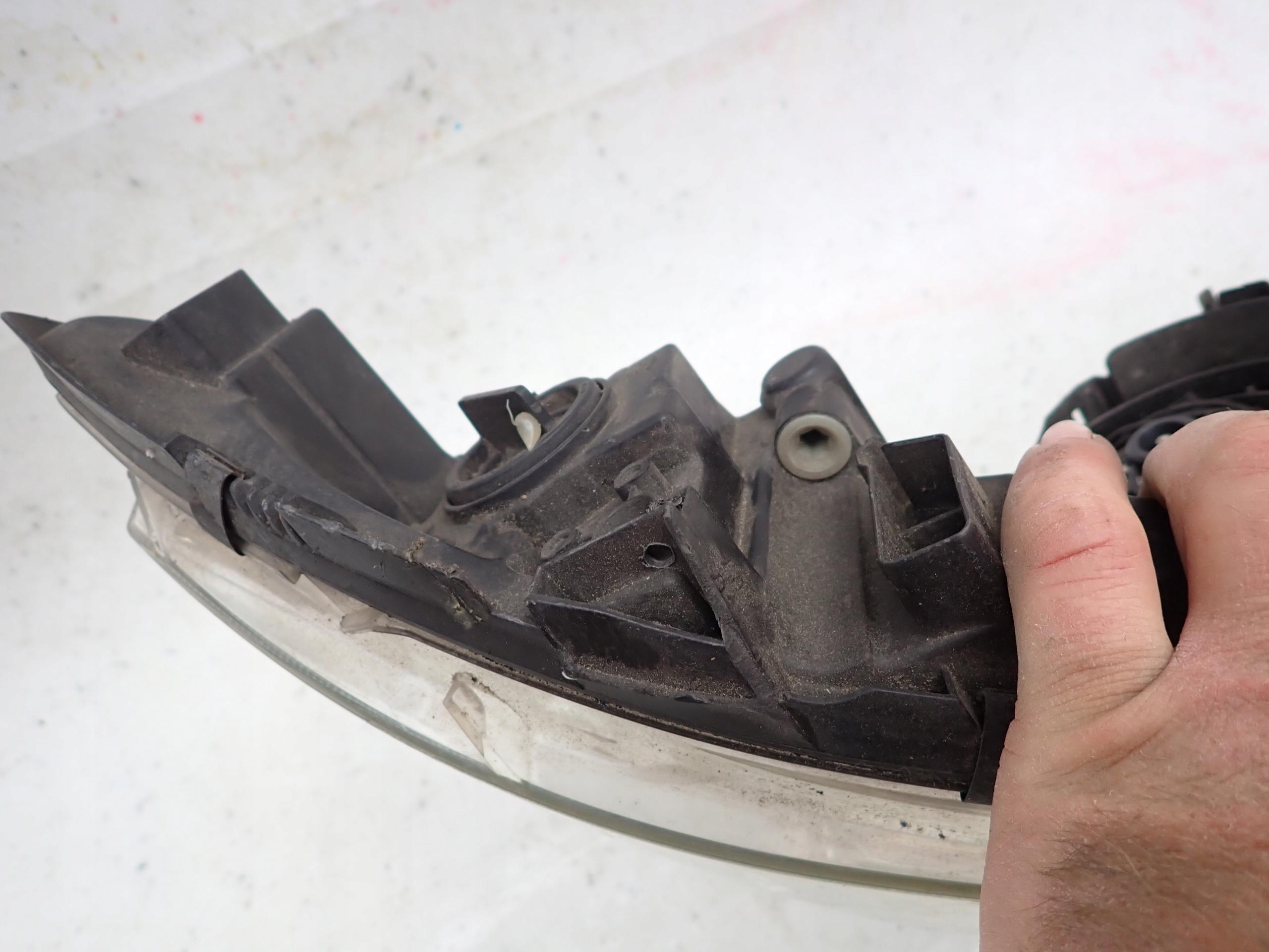 MERCEDES A-KLASA II W169 LIFT 08- light right front front XENON