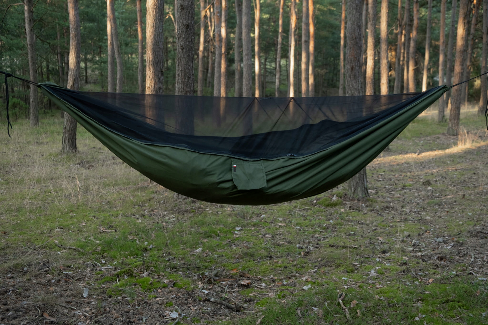 Kempingová hojdacia sieť TigerWood Bizon Green s moskytiérou Single Zip