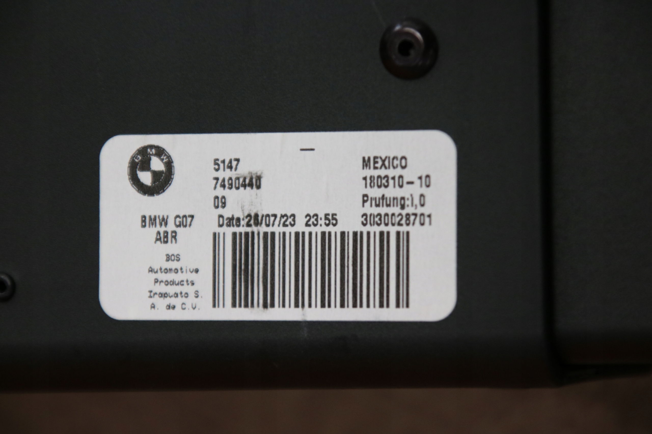 BMW X7 G07 blinds boot rear part rear black 7490440