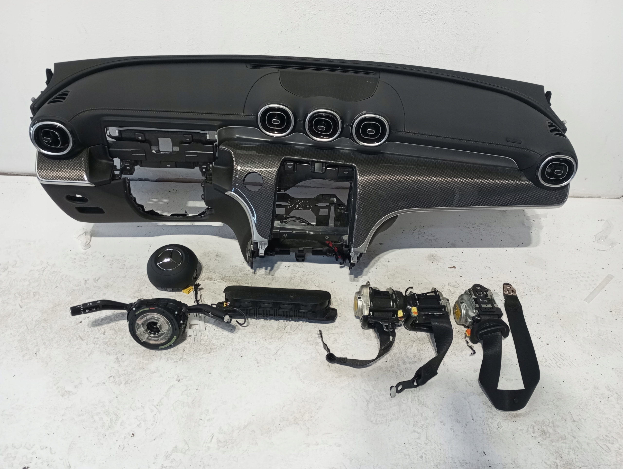dashboard Mercedes GLC 254 COUPE