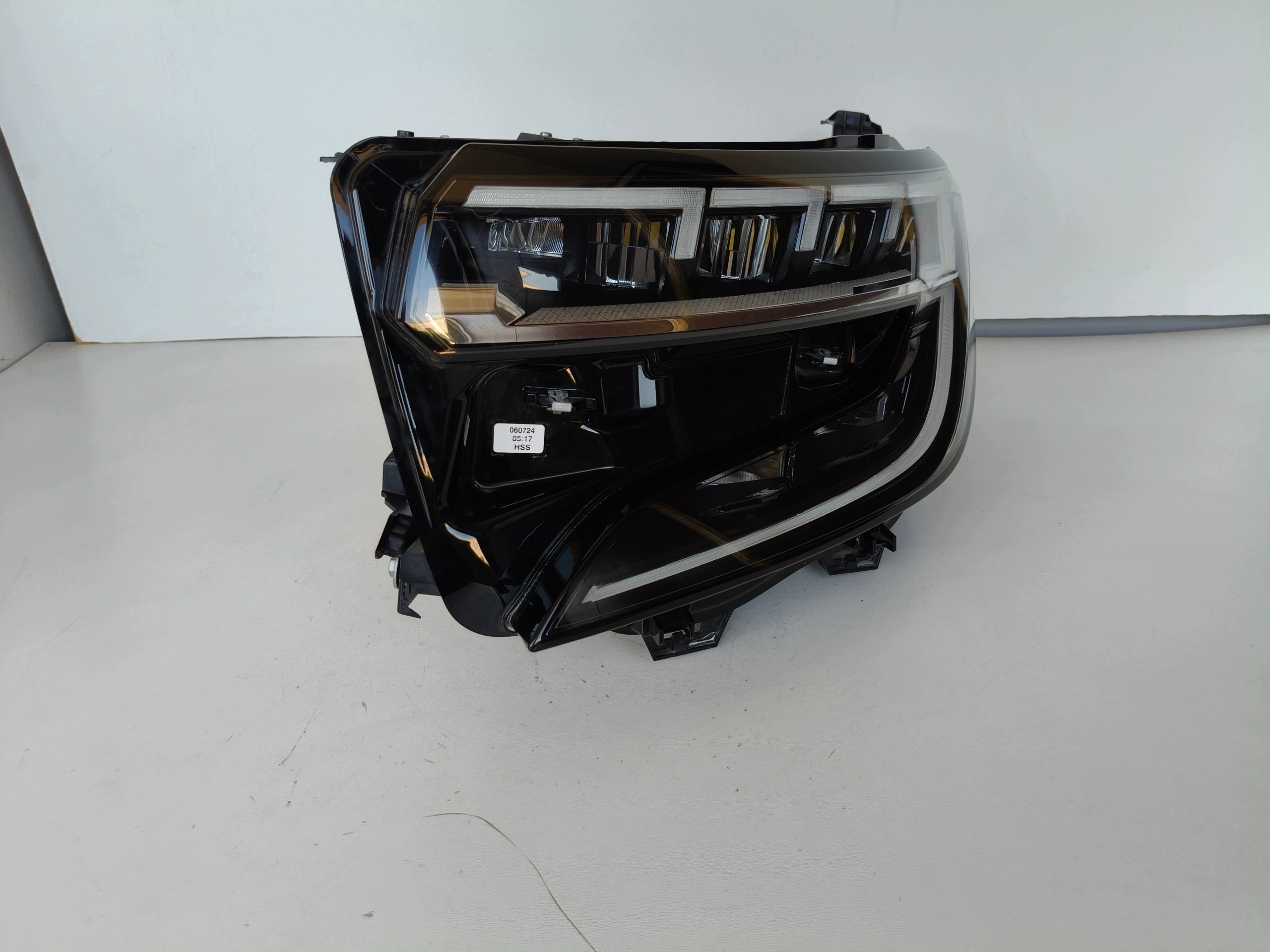 feu gauche REFLEKTOR RENAULT AUSTRAL 23- FULL LED MATRIX