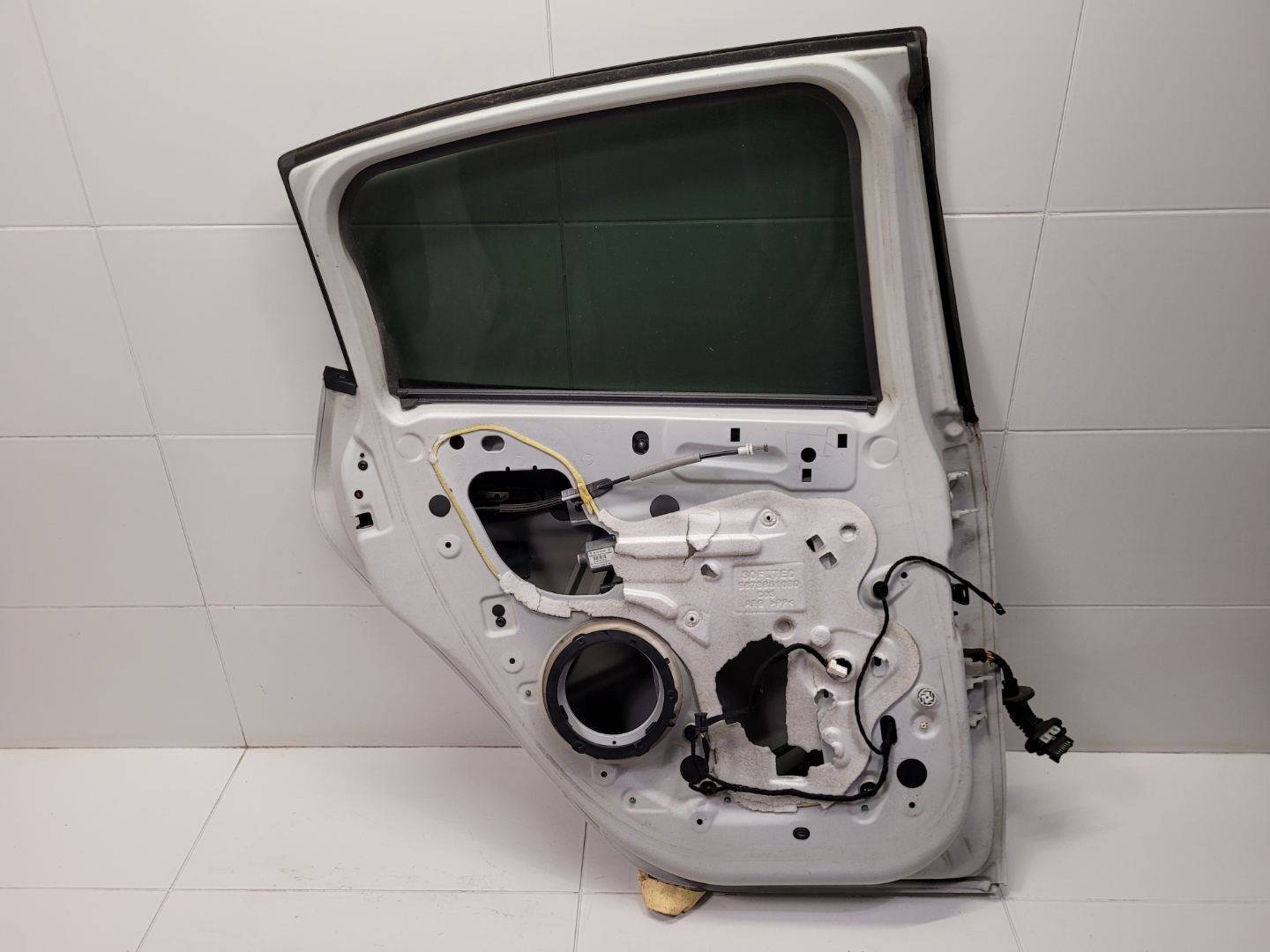 door rear part left side Peugeot 208 2015