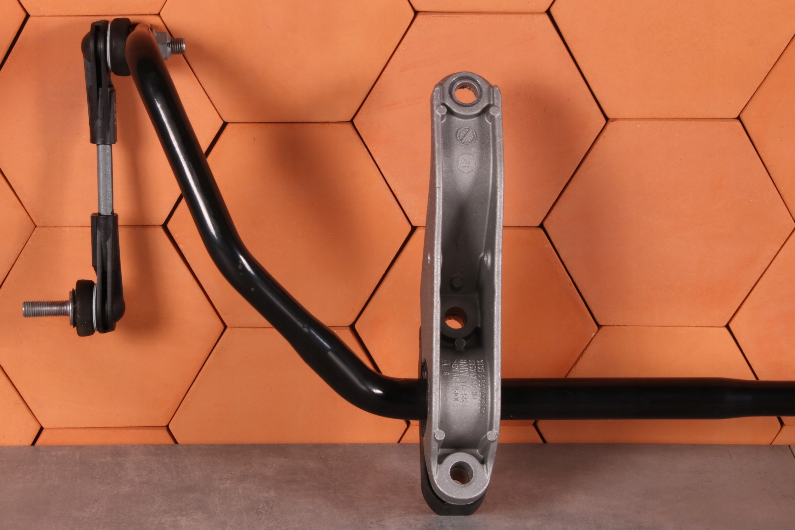 BMW 5 G30 XDRIVE STABILIZATOR front front bar 6873473 31 km !!!