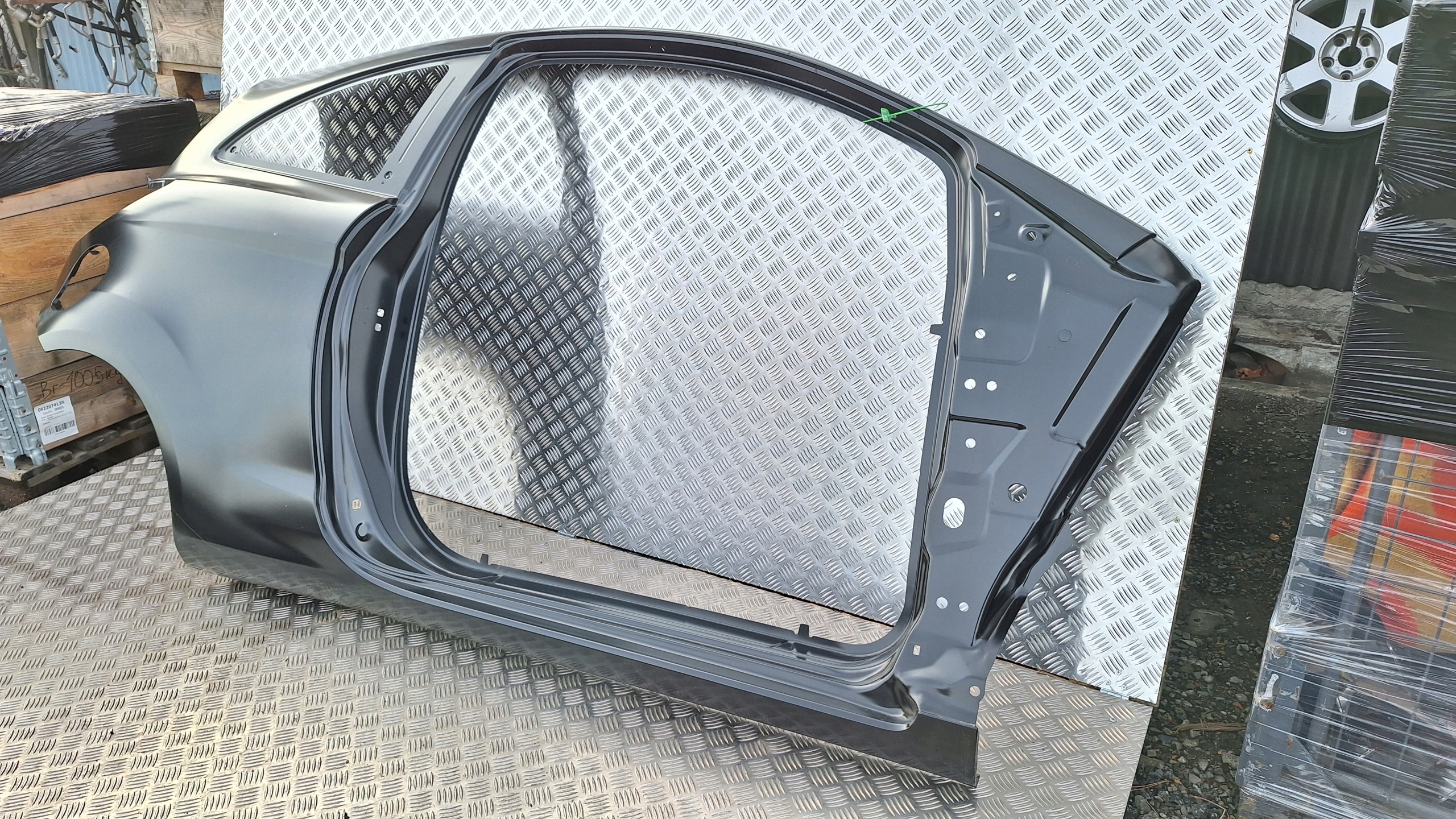 fender right threshold pillar side FORD KA MK2 08