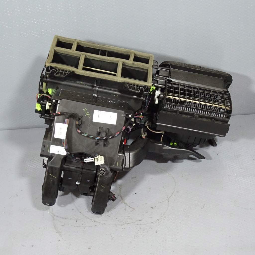 OPEL ASTRA J 1.6CDTI heater 13497124