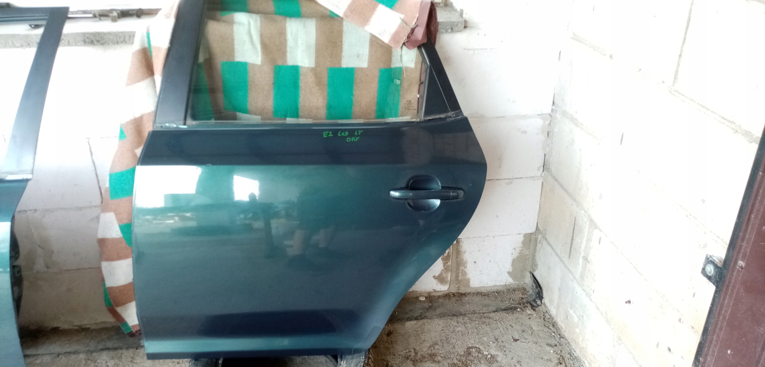 E2 DRZWI LEWY TYŁ LEWE KIA CEED 06-12 HB ORYGINAŁ