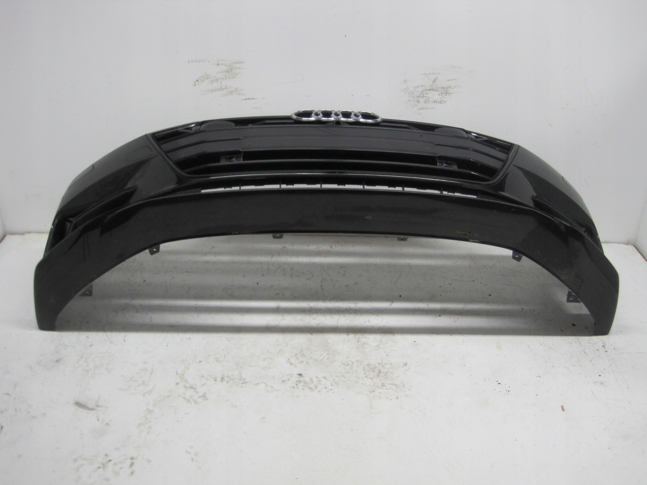Frontstoßstange AUDI A7 4K8 XENON 19R vorne