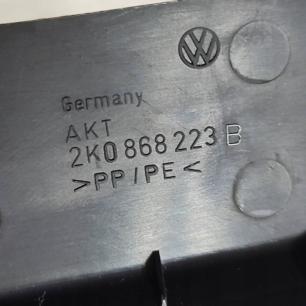 decorative trim of the dashboard left side Volkswagen Caddy 2K0868223B