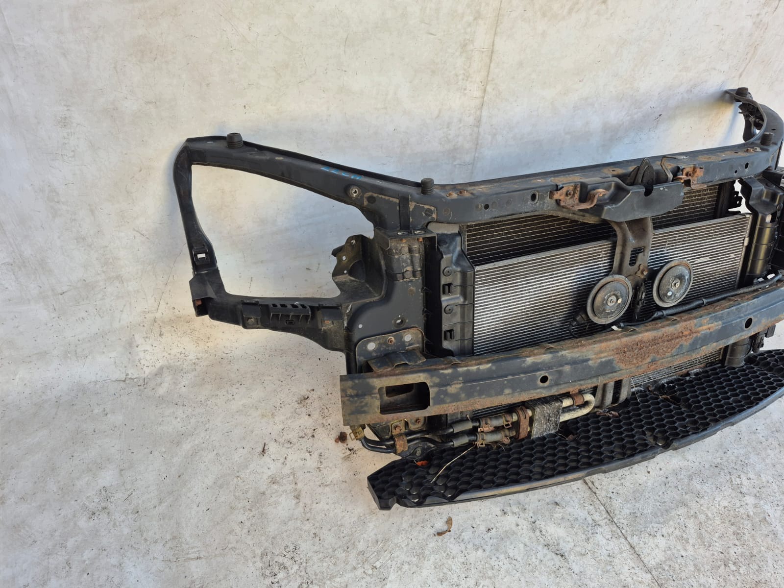 KIA CARENS III 06- front body wall front pillar iron 64101-1D000