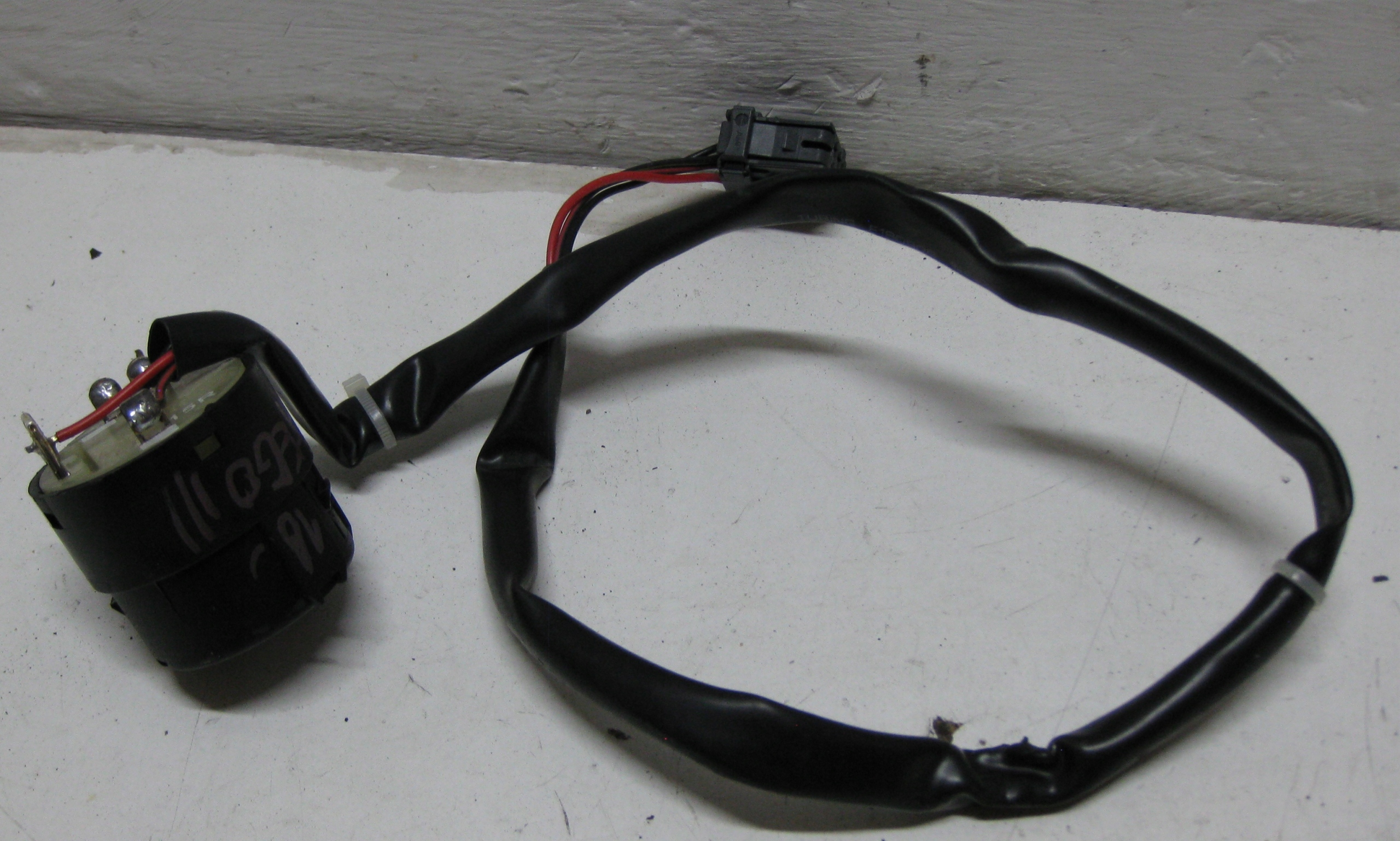 MERCEDES ATEGO 3 818 5.2D 18R Insert STACYJKI 9435450008