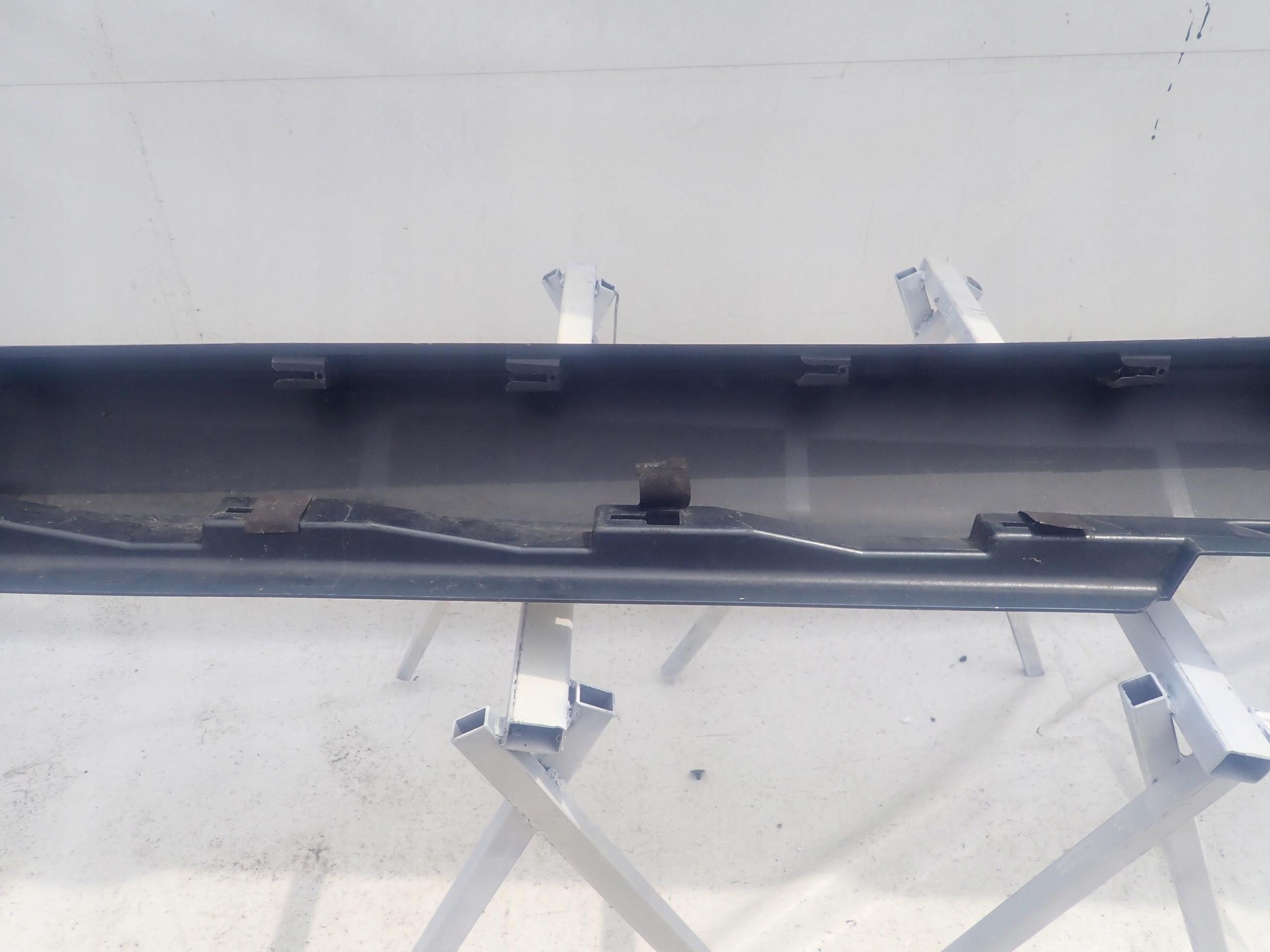 VOLVO V40 12-> threshold right moulding threshold right