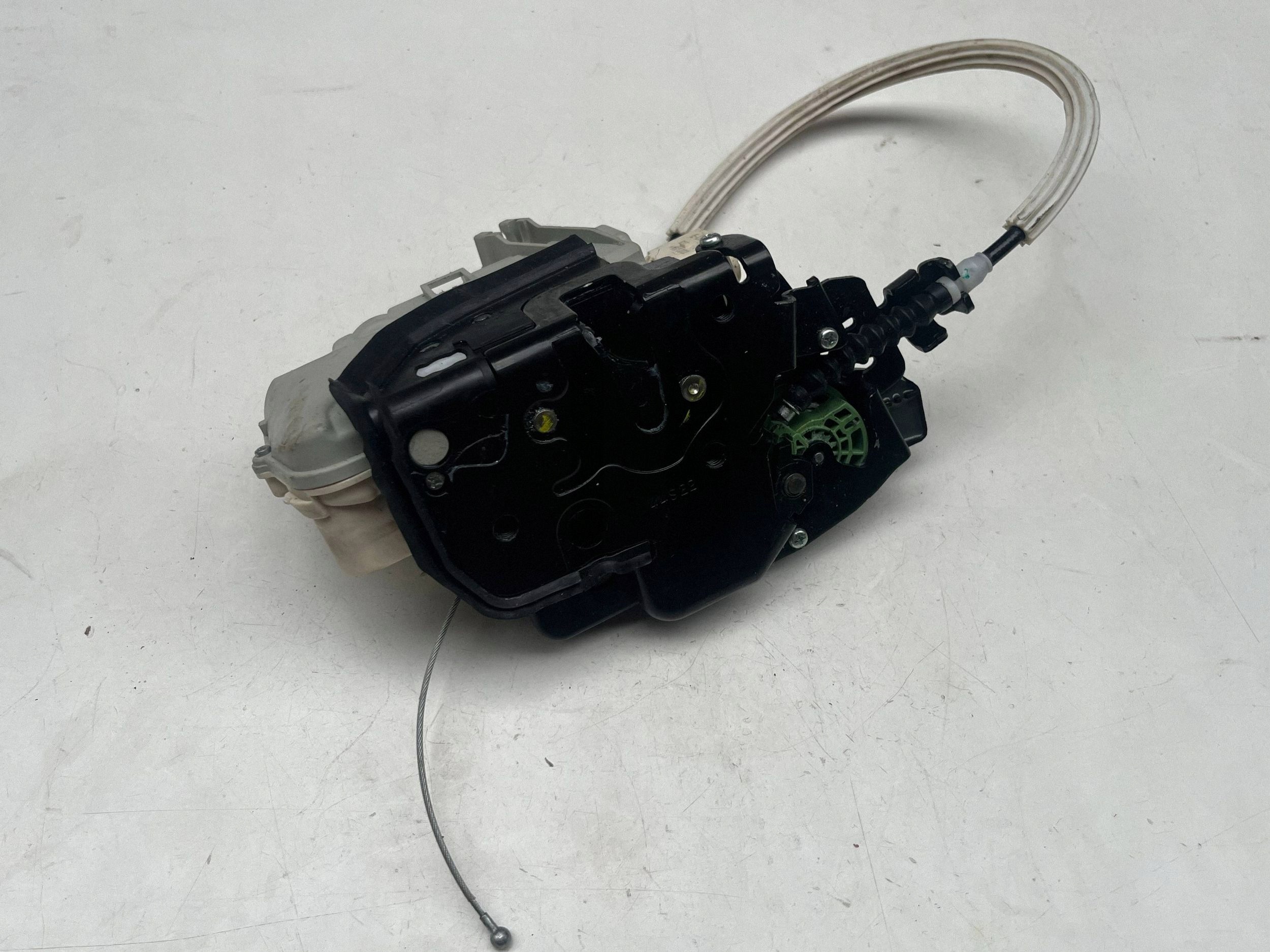 AUDI Q7 4M lock door left front DOCIAG 4M1837015F @M