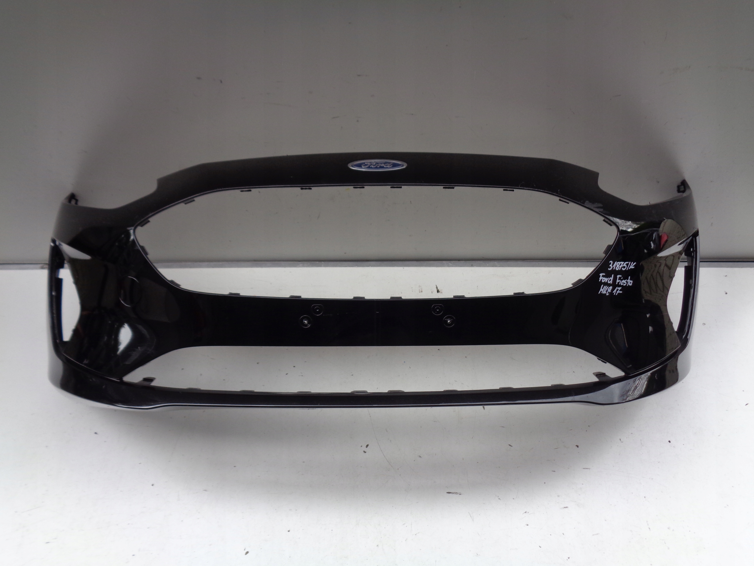 FRONTSTOSSSTANGE FORD FIESTA MK8 17- NR 31875