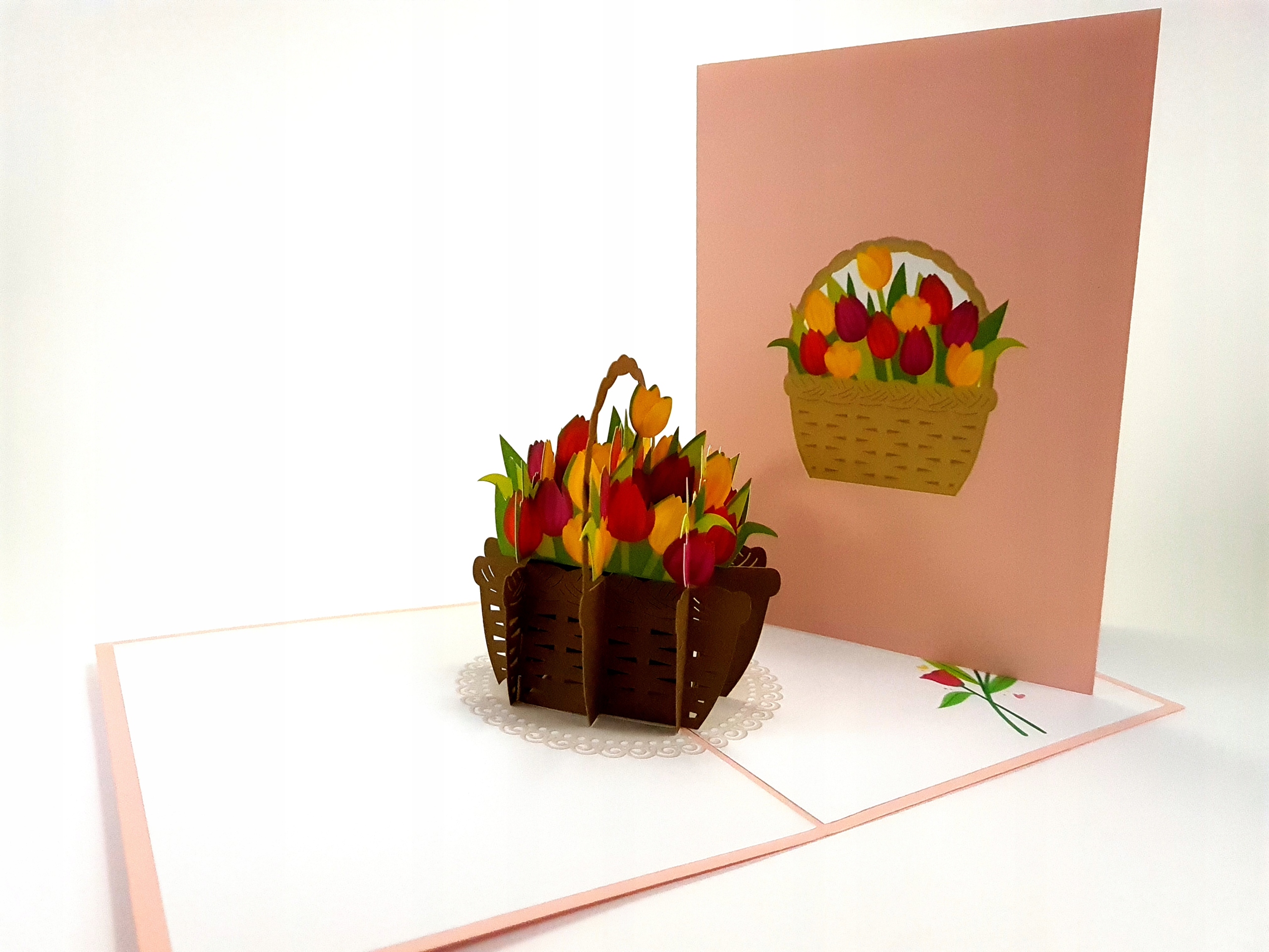 Košík s kyticí tulipánů 3D kartička Den žen Svátek Matek Den babiček