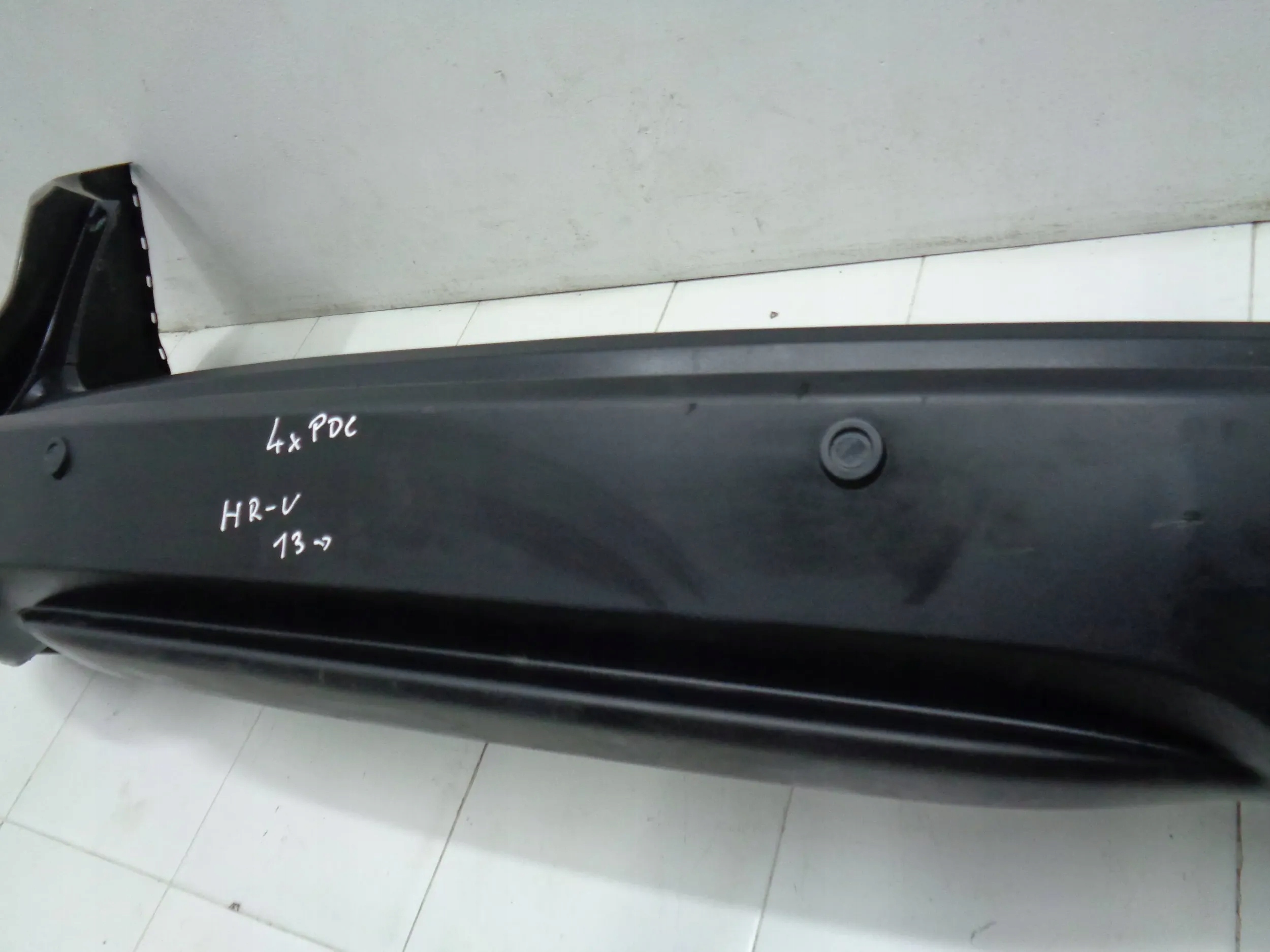 HONDA HR-V HRV 13- bumper rear part rear complete 4X PDC
