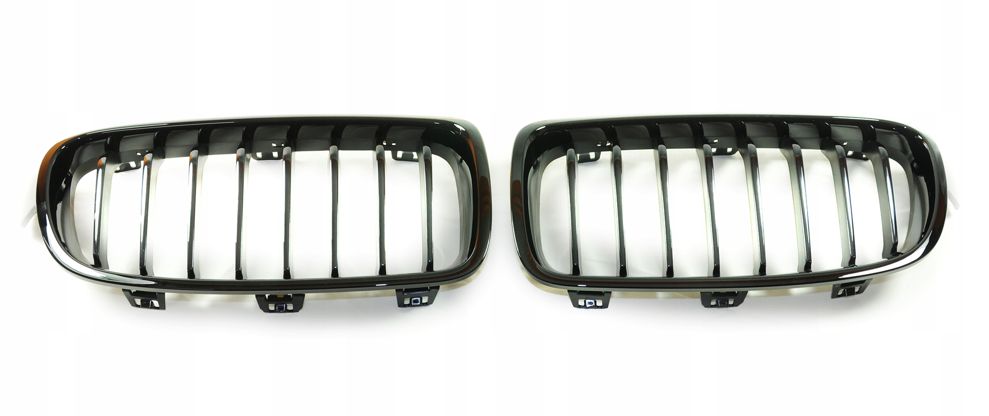 OE BMW ATRAPY NERKI BMW 3 F30 F31 M PERFORMANCE Installation side Front