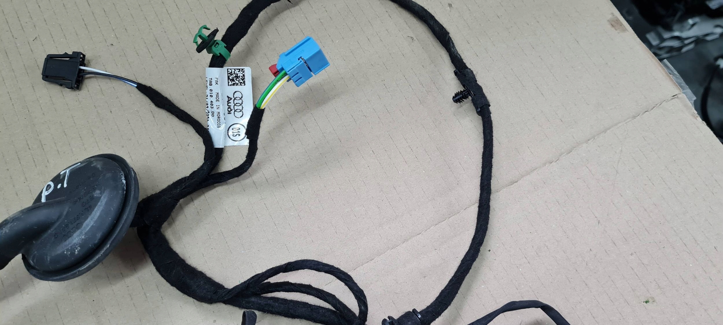 SQ8 4M RAS8 Q8 bundle wiring door left PPRAWA rear part 4M8971687HK