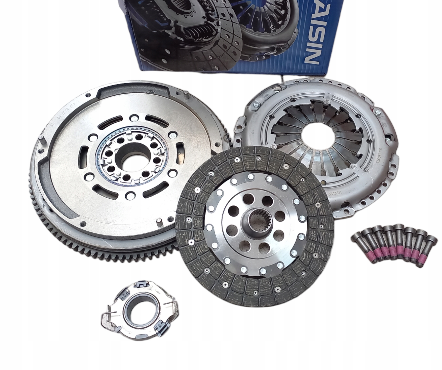 SKT-307A - Зчеплення + колесо AVENSIS T25 COROLLA E12 2.0 D-4D