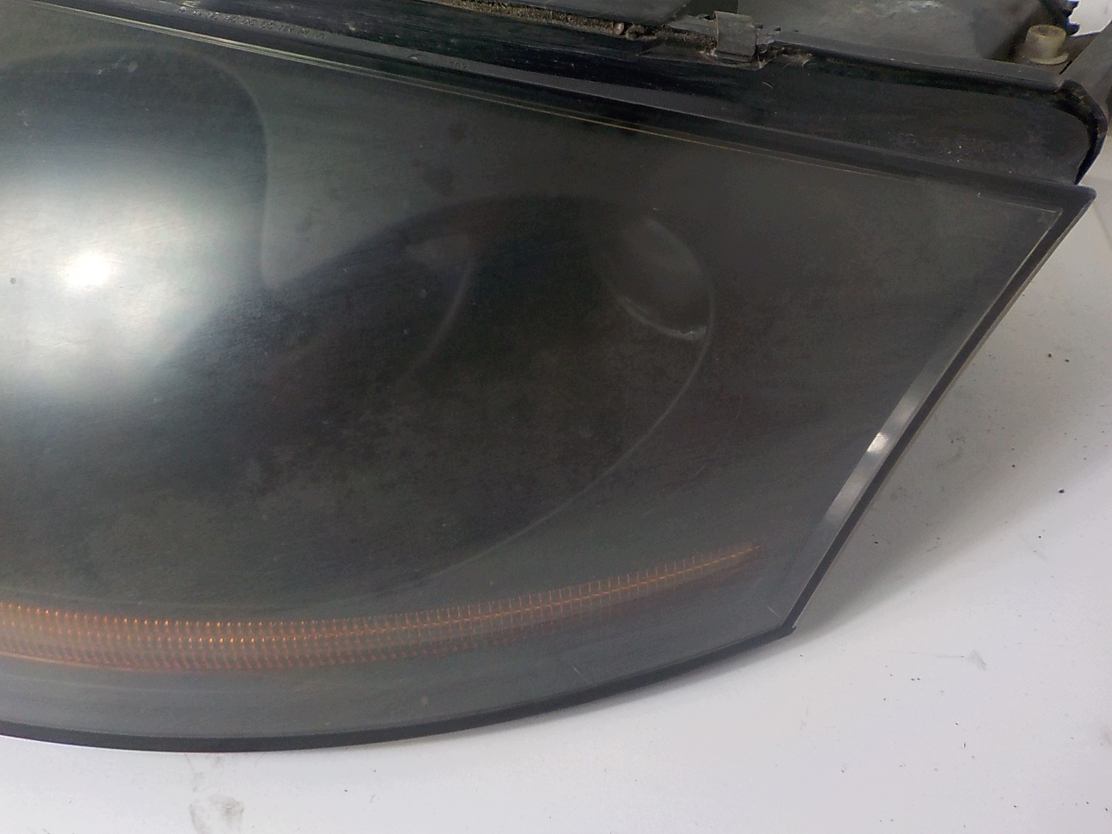 AUDI TT and 8N light left front front UK 8N0941003BF