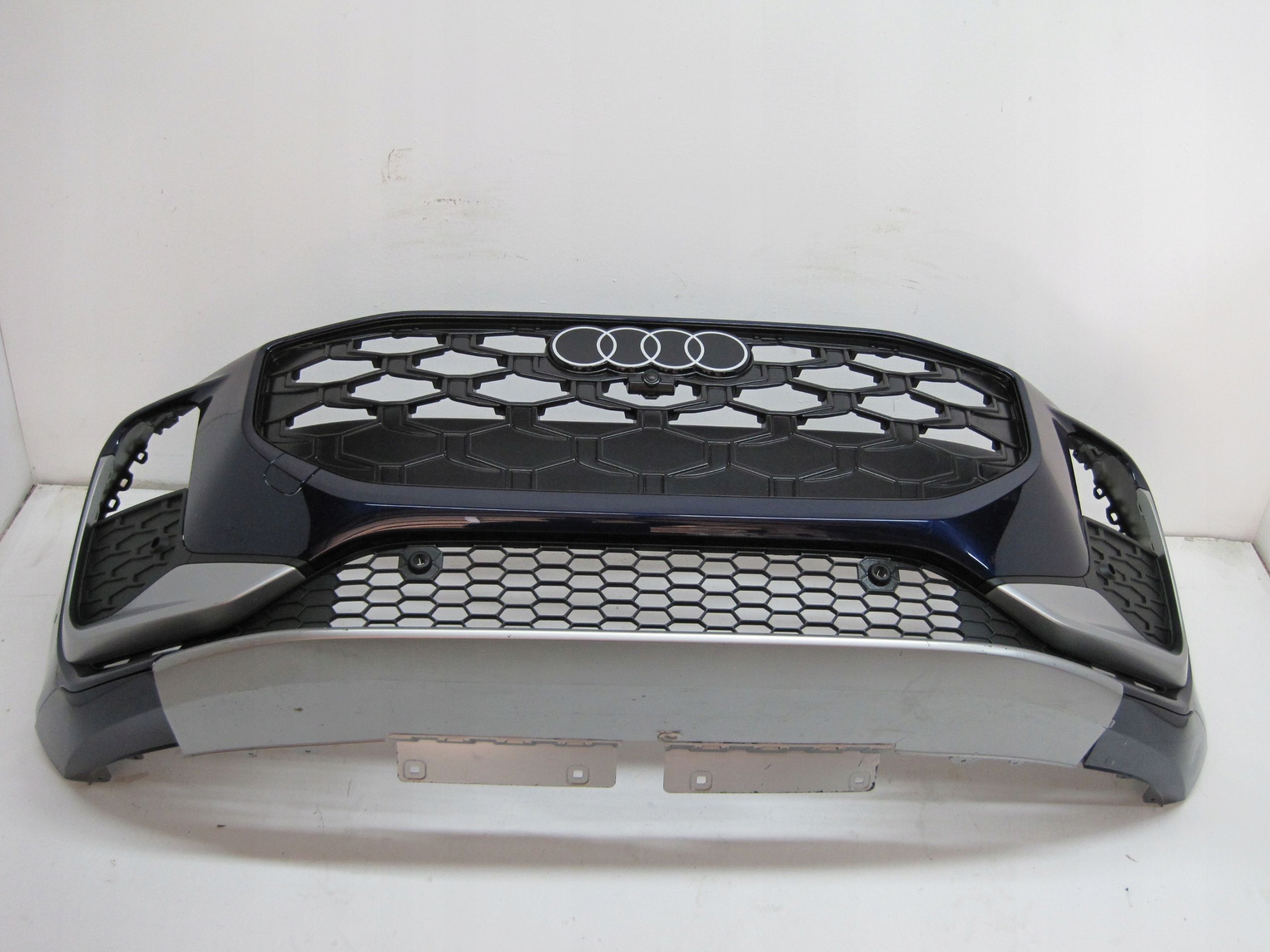 bumper AUDI Q3 83H S-LINE 25R front front