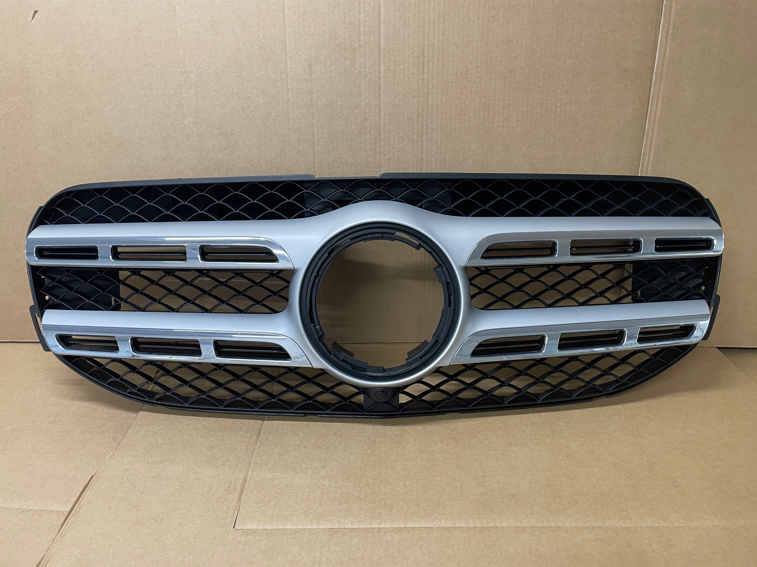 Mercedes-Benz GLS W167 Kühlergrill FRONTGRILL Kühlergitter A1678855704 - Thumbnail 1