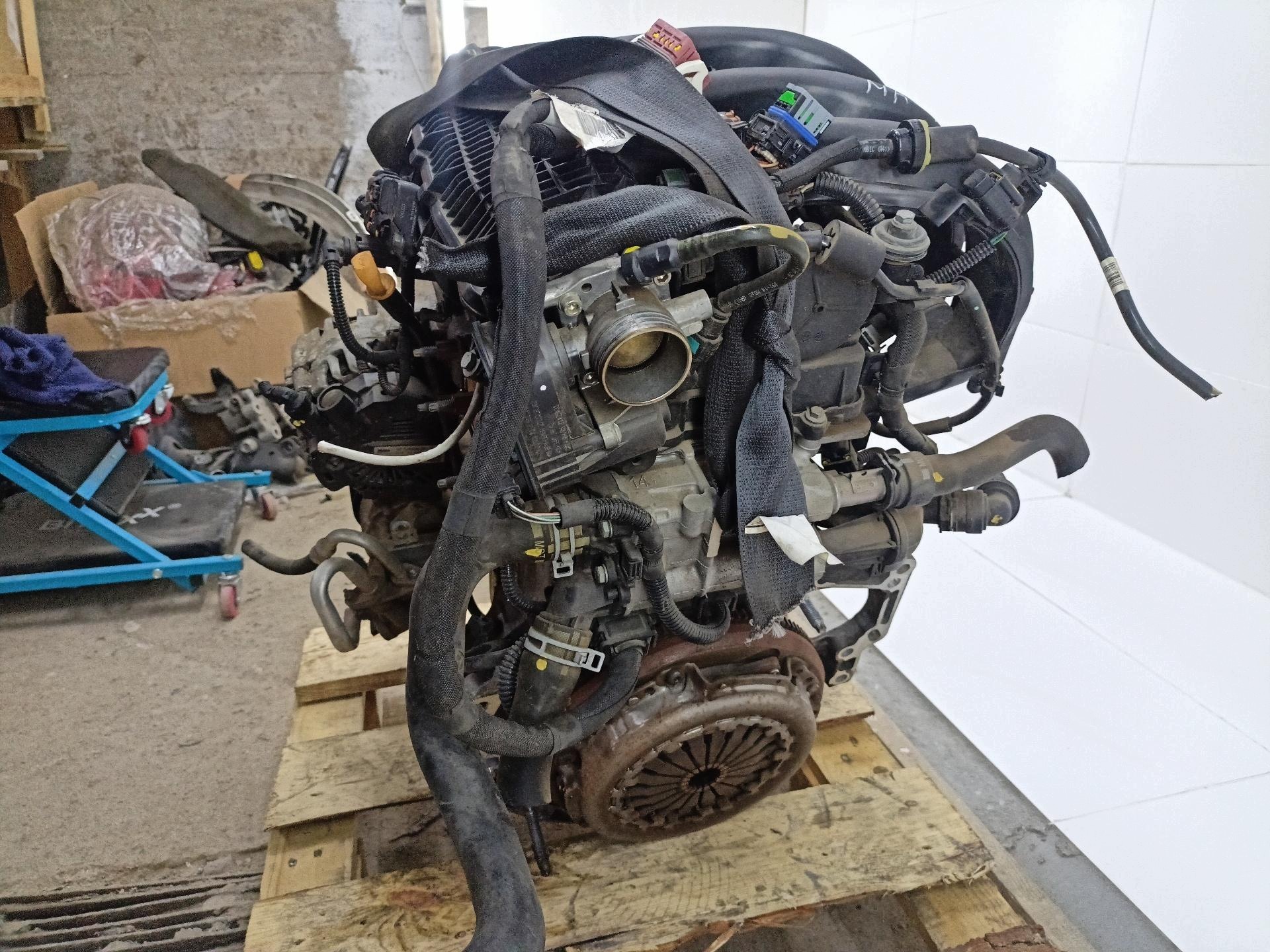 engine complete Citroen C3 2 facelift 2013 HM01