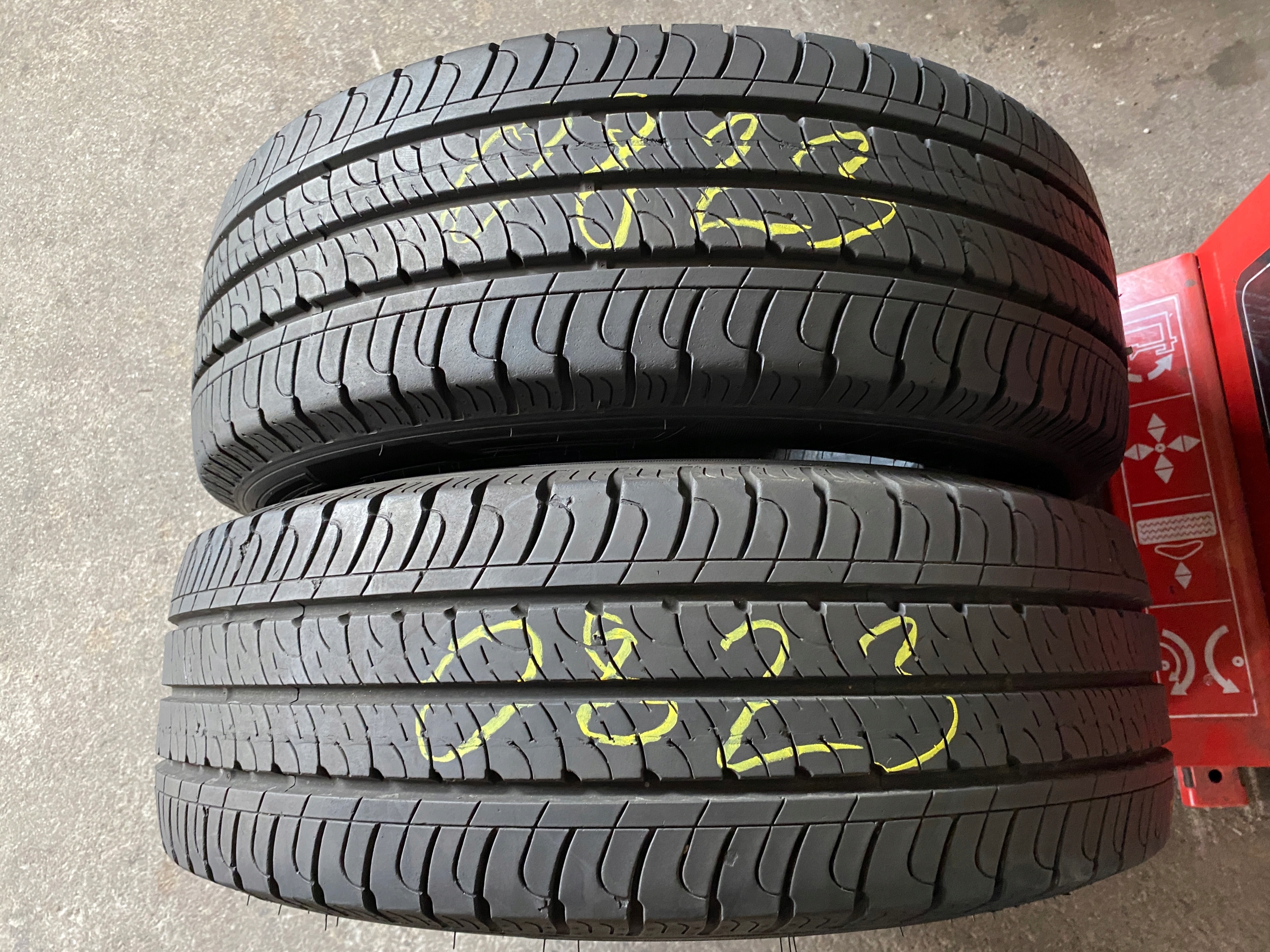 2 tyres summer 215/65R16C Goodyear EfficientGrip Cargo 7,5mm 2023r