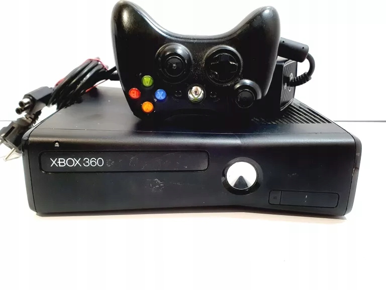 XBOX360　250GB Konsola Microsoft Xbox 360 Slim 250 GB czarny - Sklep