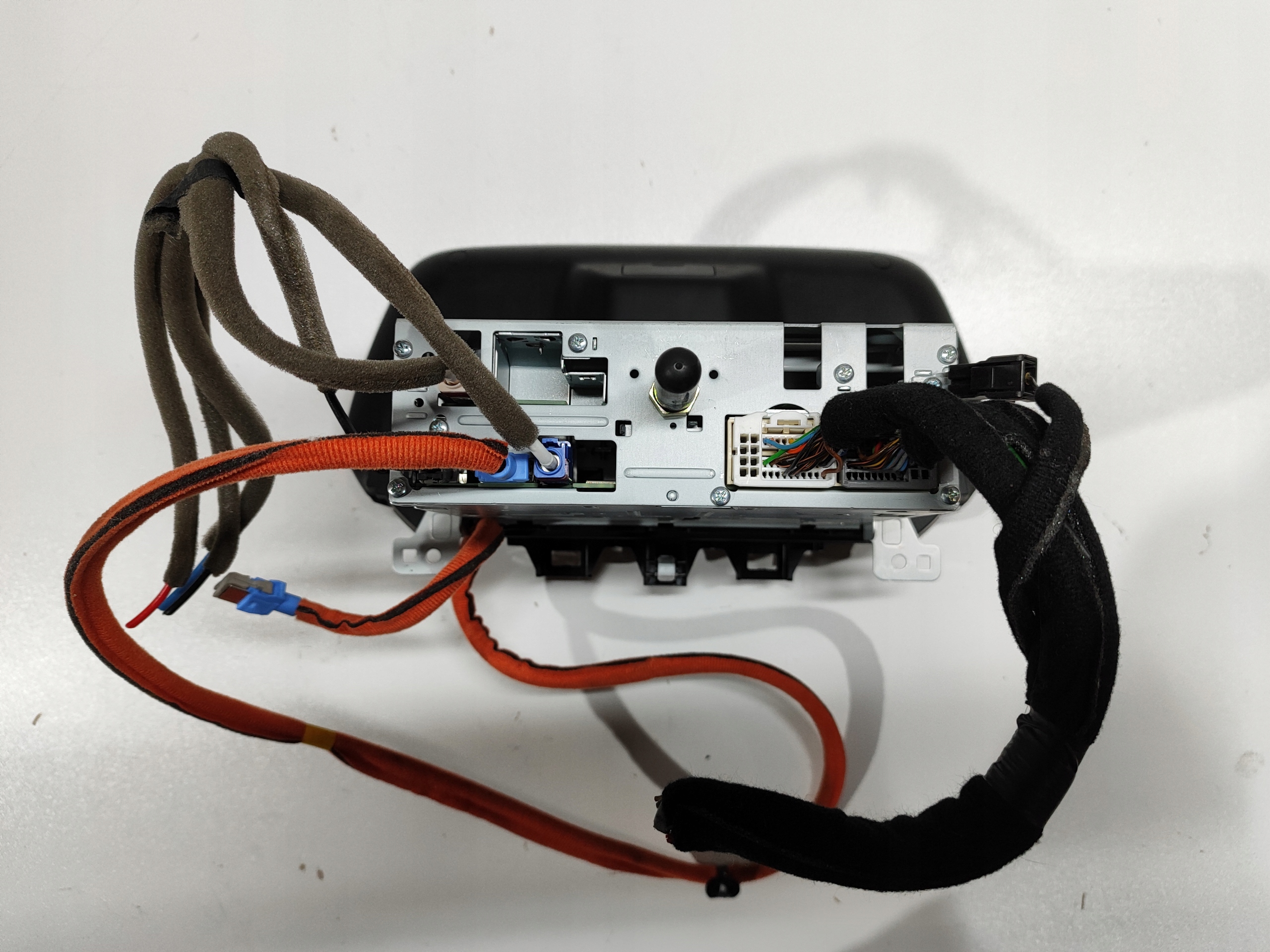 TUCSON III RADIO NAGŁOŚNIENIE GŁOŚNIKI WZMACNIACZ Numer katalogowy części AVCC1D7ET RADIO WZMACNIACZ GŁOŚNIKI SUBWOOFER KRELL KOMPLET EUROPA