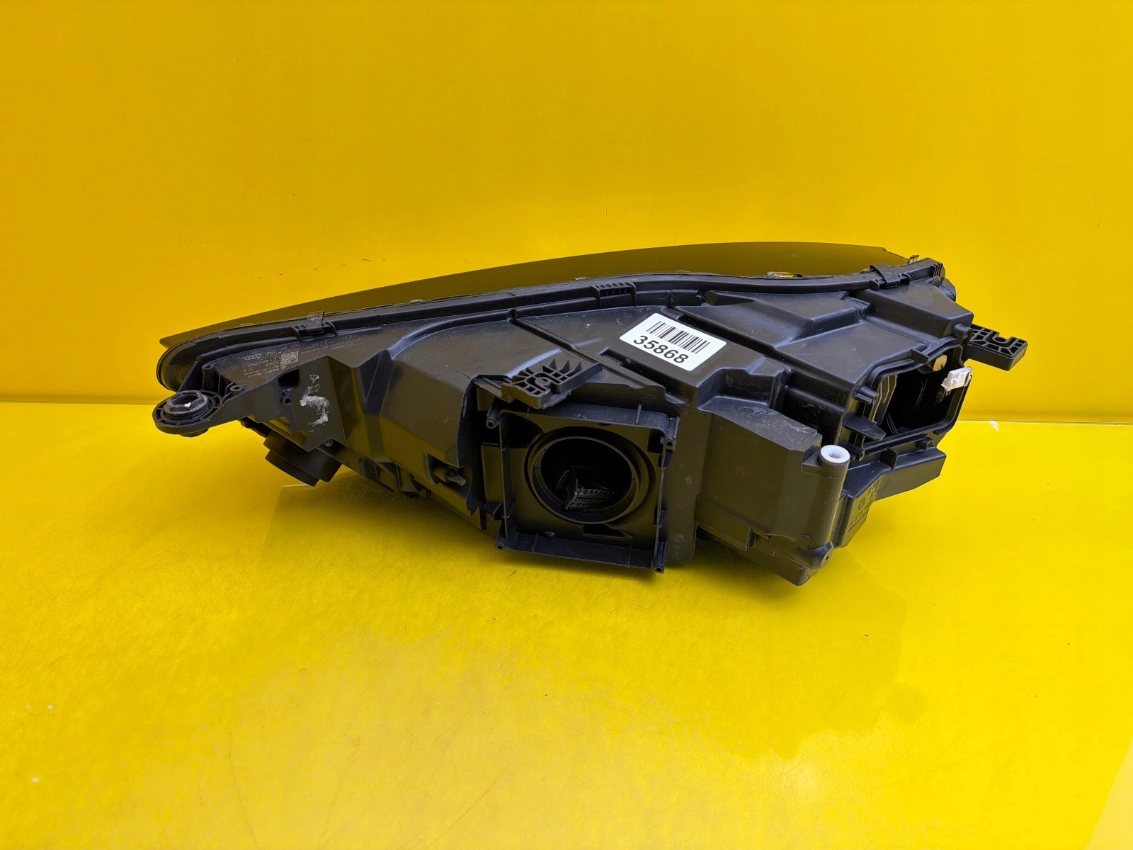light right front Audi Q5 80A 2017- Full Led 80A941034