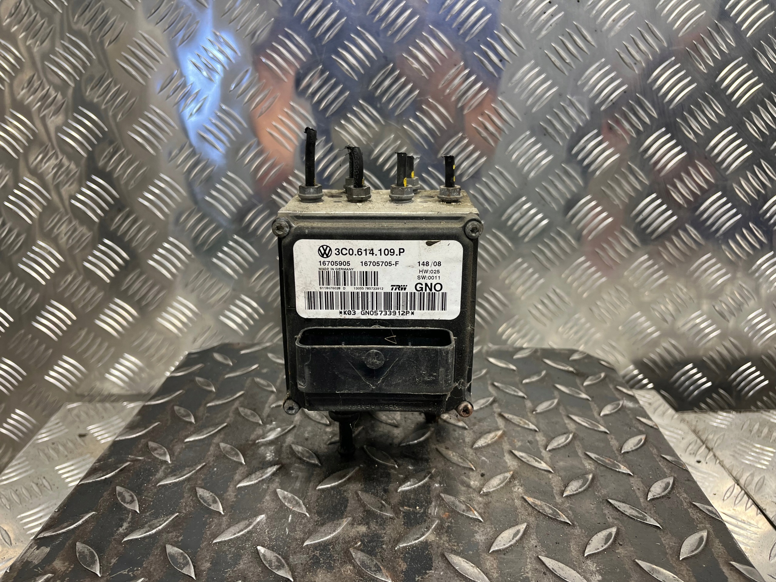 Pompa ABS VOLKSWAGEN PASSAT B6 3C0614109P